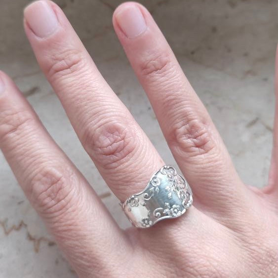 Anello Artigianale Mod. CLASSICO Realizzato con Antica posata in Argento (Prima Metà del ’900)