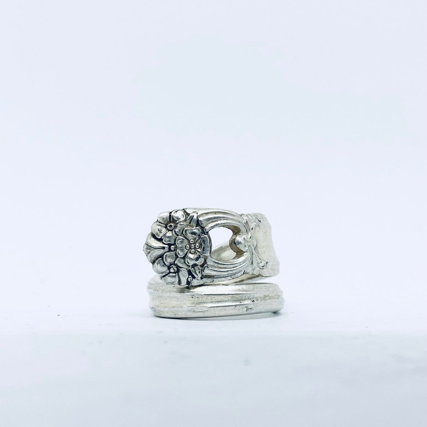 Anello Artigianale Mod. SPIRALE Realizzato con Antica posata in Argento (Prima Metà del ’900)