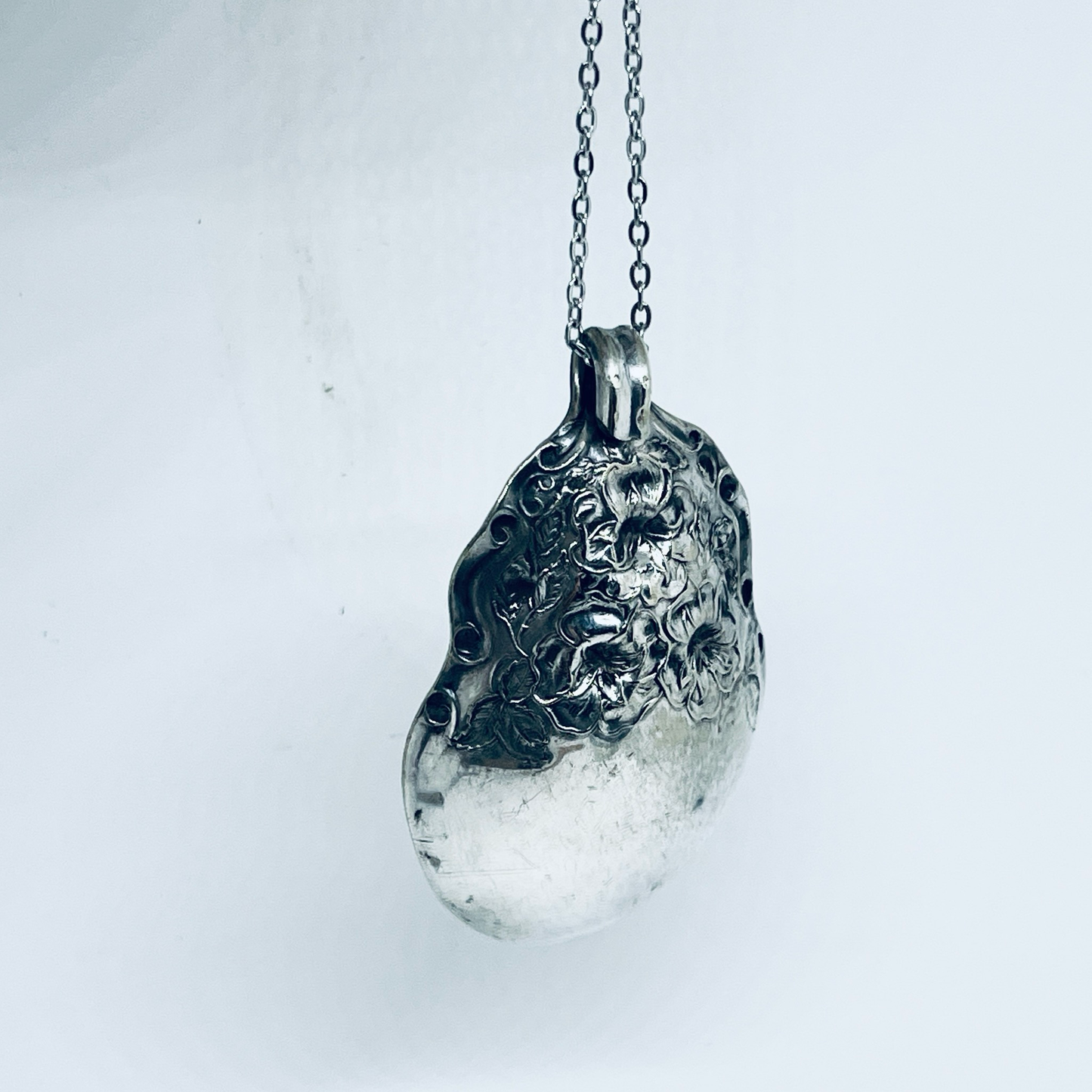 Pendente Artigianale TRIPUDIO ROSE Mod. CUCCHIAIO Realizzato con Antica Posata in Argento (Prima Metà del ’900)