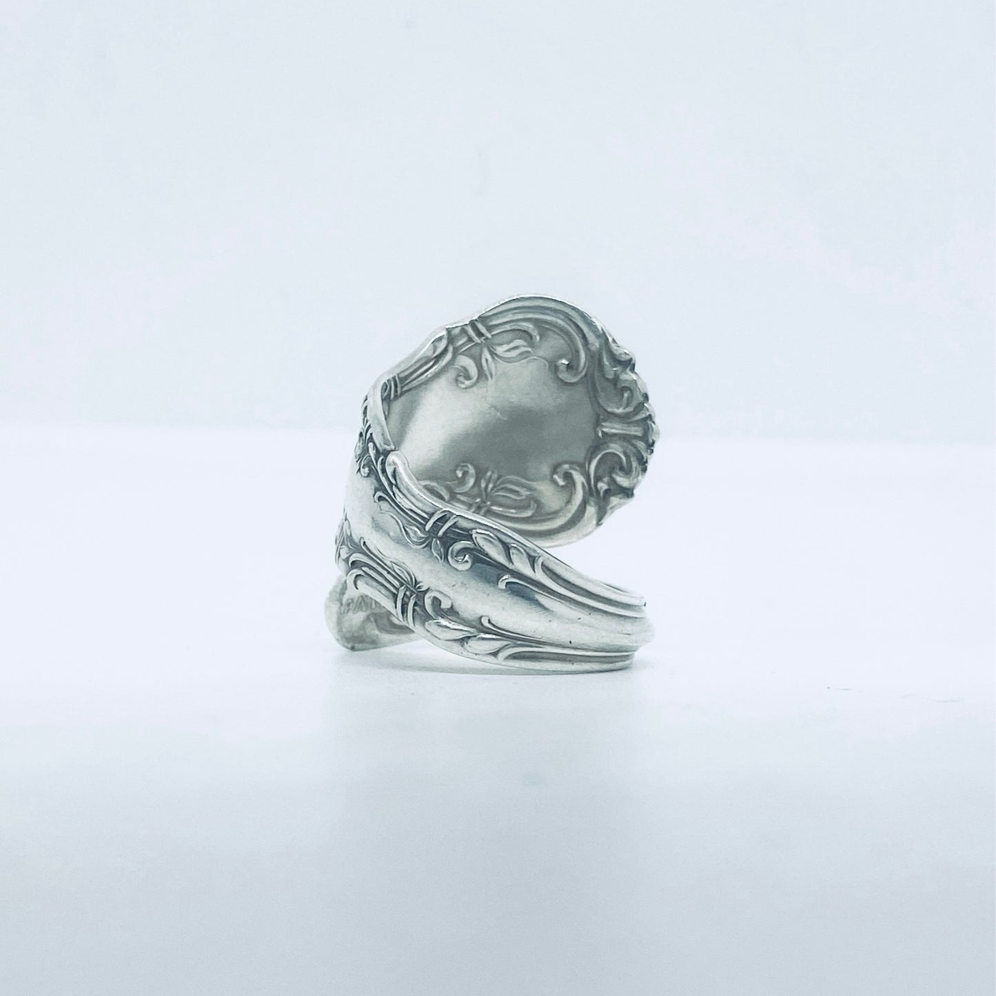 Anello Artigianale Mod. SPIRALE Realizzato con Antica posata in Argento (Prima Metà del ’900)