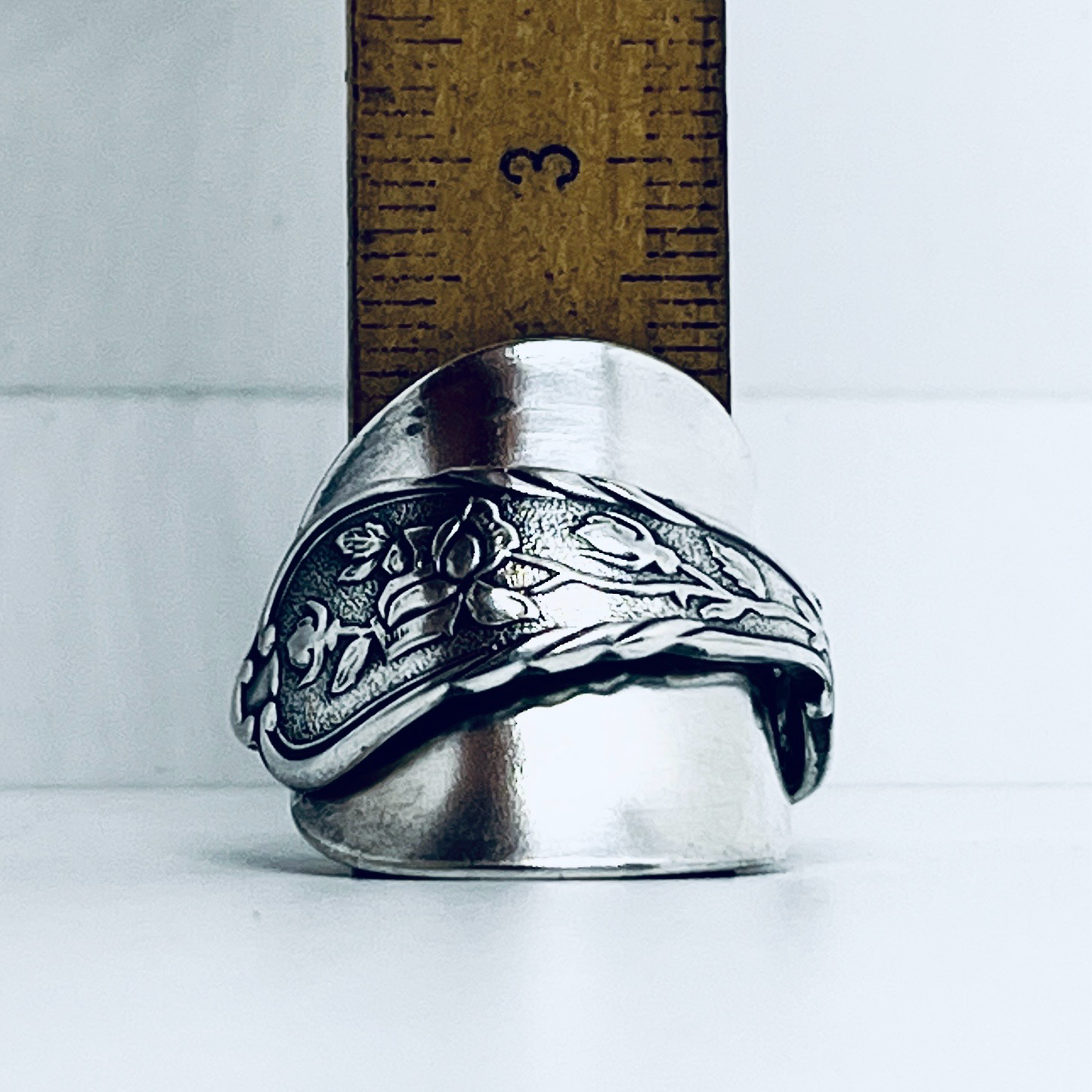 Anello Artigianale ROSE Mod. INTERO Realizzato con intero Antico Cucchiaino in Argento (Prima Metà del ’900)