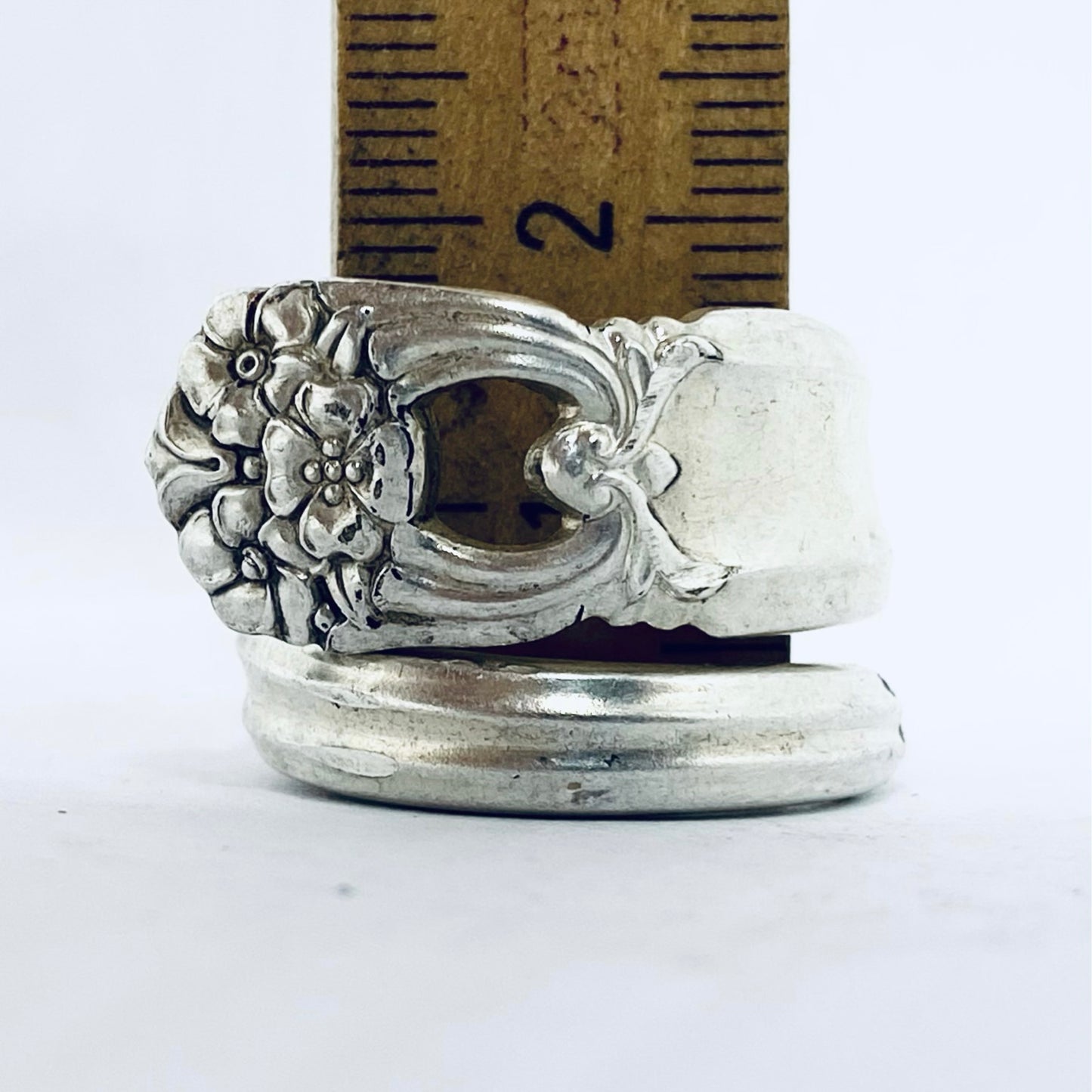 Anello Artigianale Mod. SPIRALE Realizzato con Antica posata in Argento (Prima Metà del ’900)