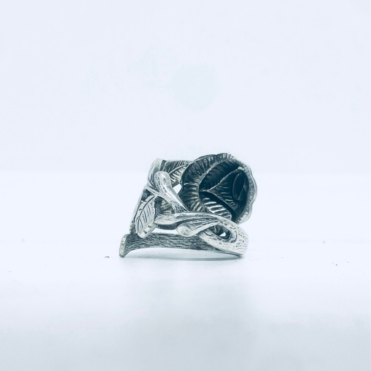 Anello Artigianale ROSA Mod. SPIRALE Realizzato con Antica posata in Argento (Prima Metà del ’900)