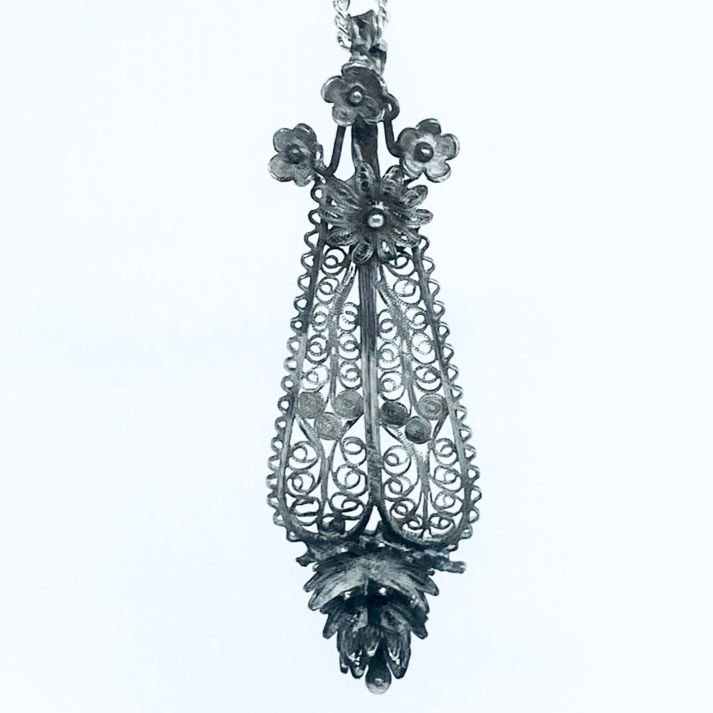 Pendente Artigianale FILIGRANA Mod. MANICO Realizzato con Antica Posata in Argento (Prima Metà del ’900)