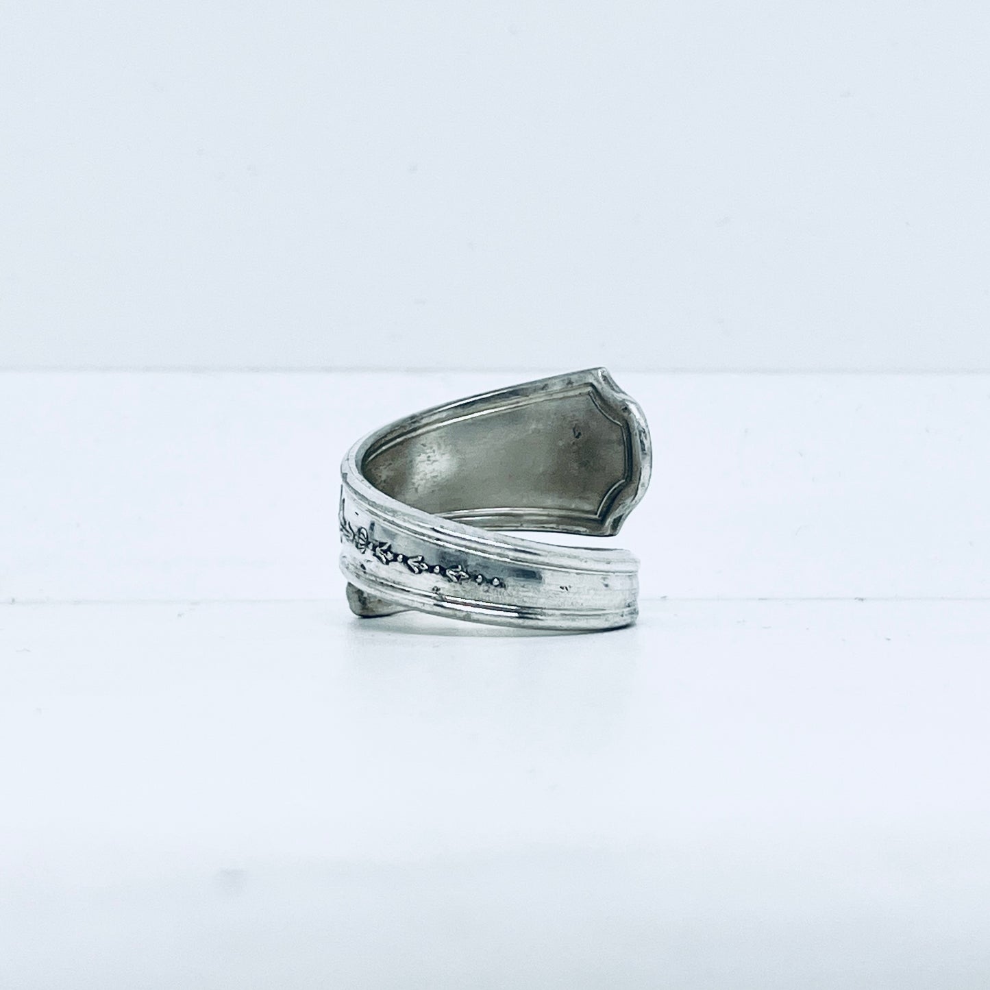 Anello Artigianale Mod. SPIRALE Realizzato con Antica posata in Argento (Prima Metà del ’900)