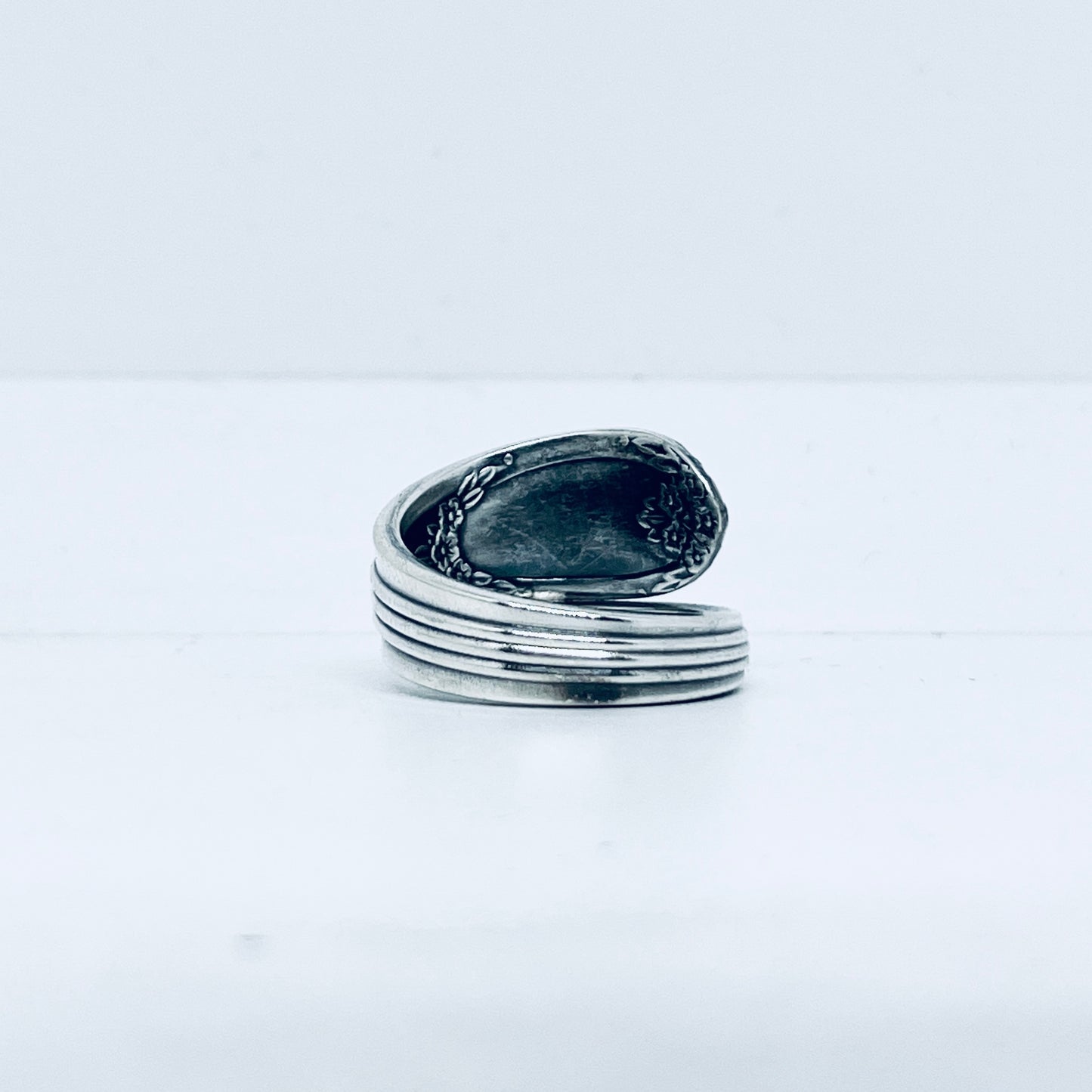 Anello Artigianale Mod. SPIRALE Realizzato con Antica posata in Argento (Prima Metà del ’900)
