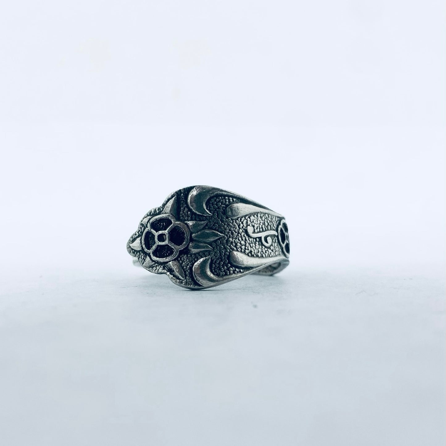 Anello Artigianale RUSSIA Mod. CLASSICO/SPIRALE Realizzato con Antica posata in Argento (Prima Metà del ’900)