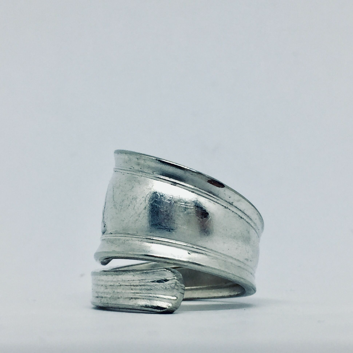 Anello Artigianale INIZIALE B Realizzato con Antica posata in Argento (Prima Metà del '900)