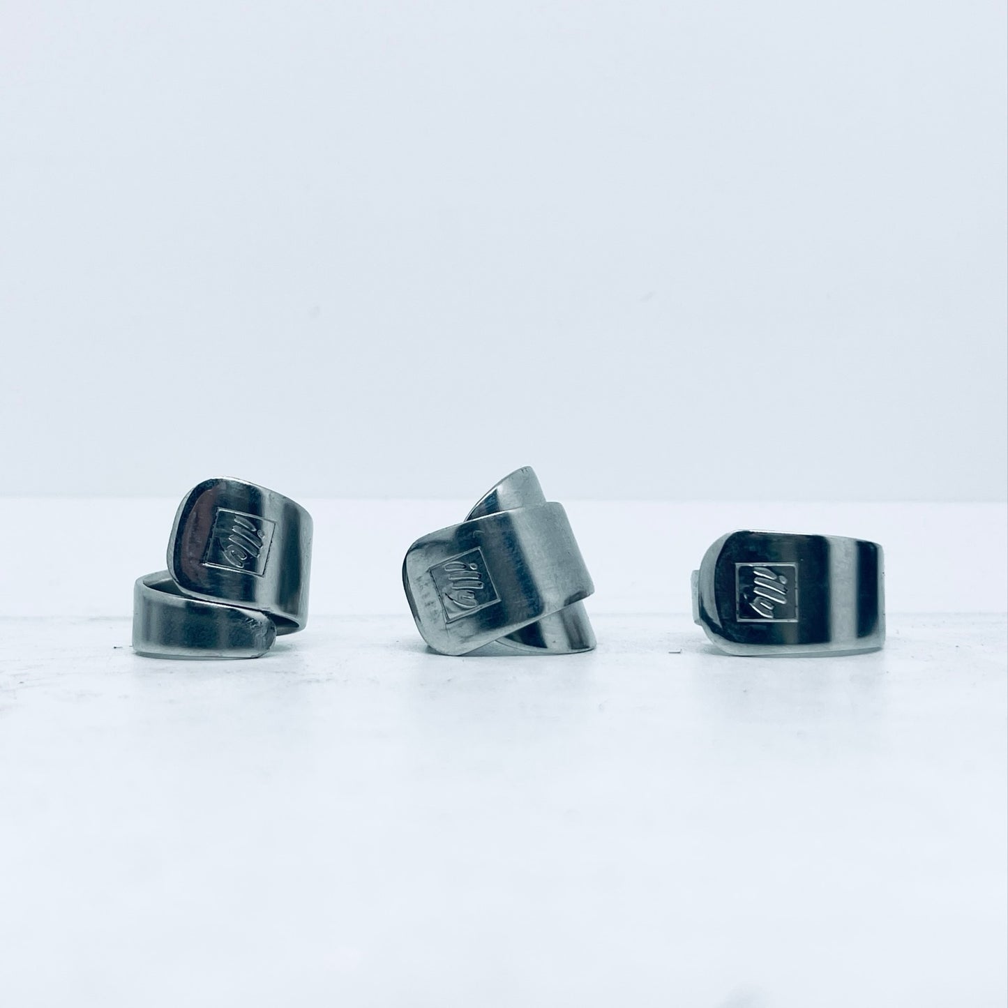 Anello Artigianale ILLY Mod. SPIRALE Realizzato con intero Cucchiaino in Acciaio Inox 18/10