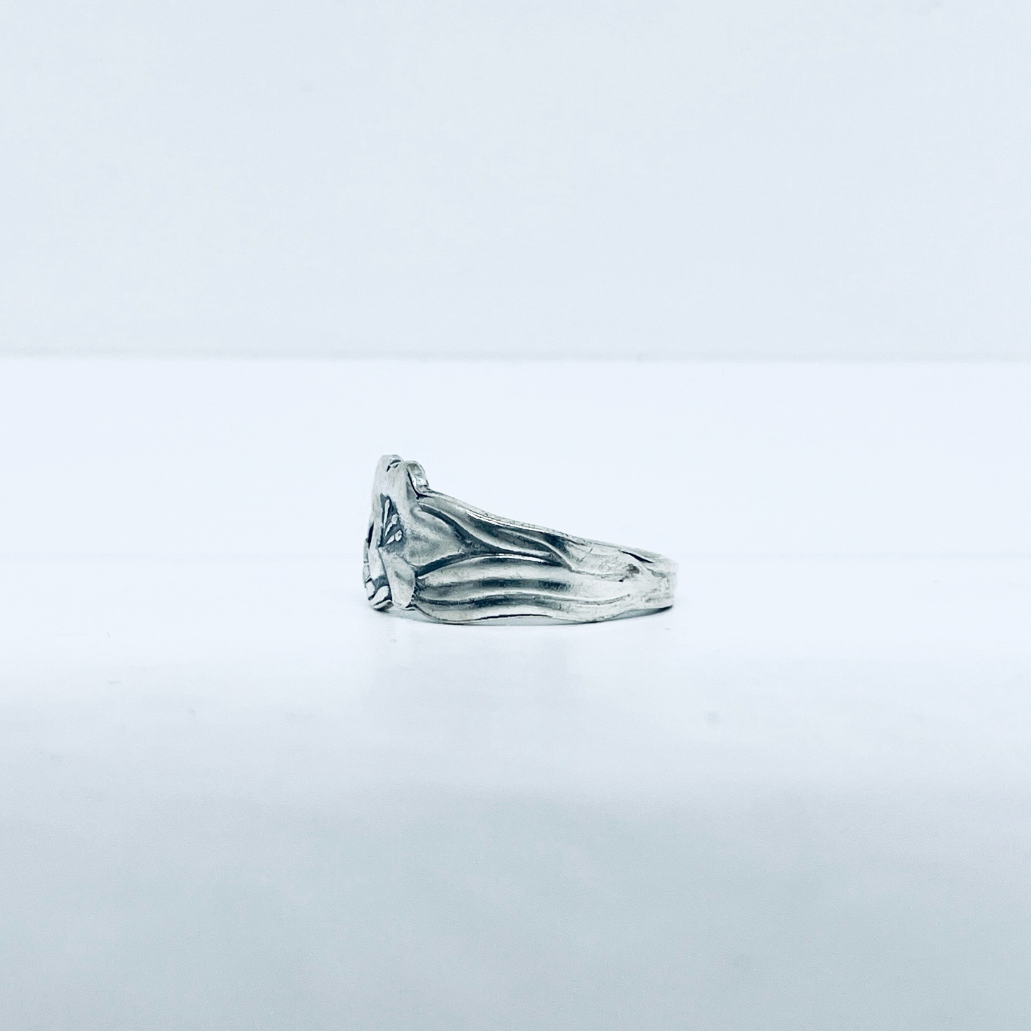 Anello Artigianale CAMPANULA Mod. CLASSICO Realizzato con Antica posata in Argento (Prima Metà del ’900)