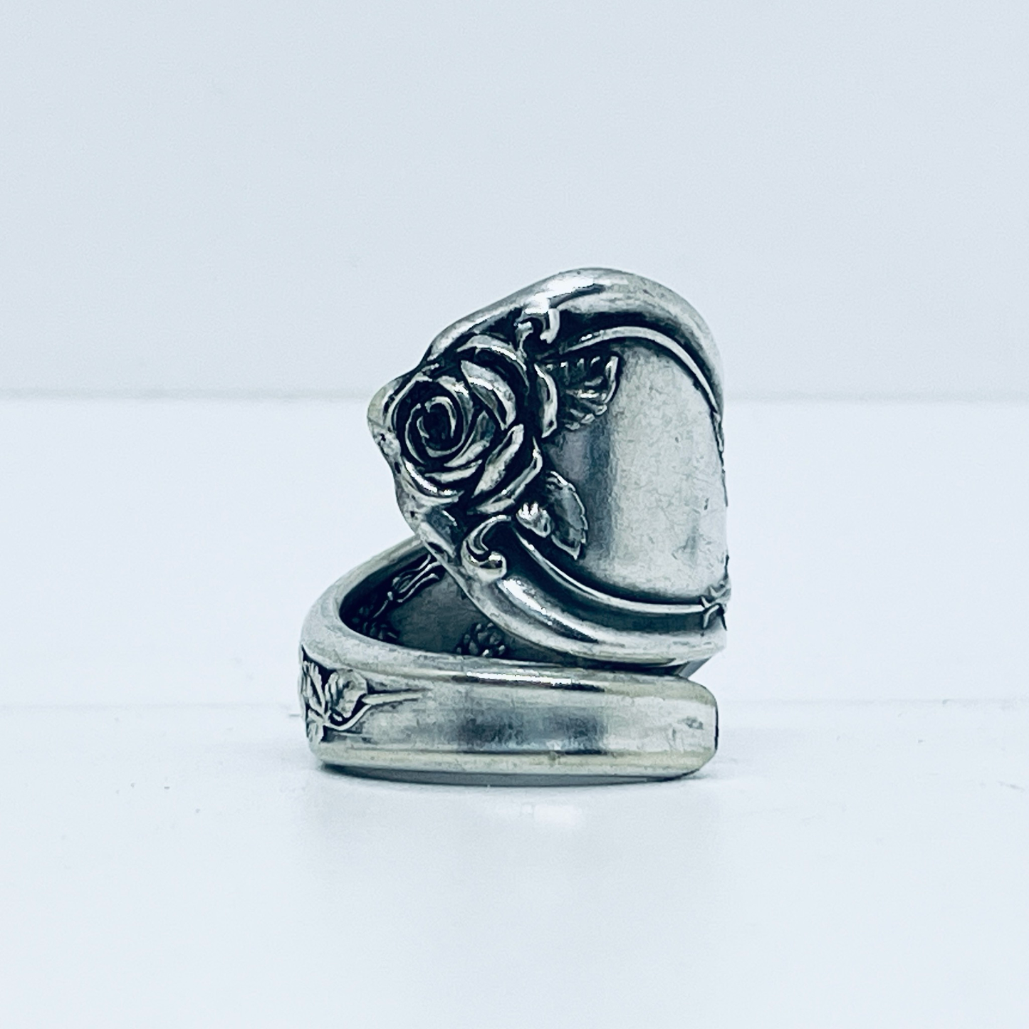 Anello Artigianale ROSE Mod. SPIRALE Realizzato con Antica posata in Argento (Prima Metà del ’900)