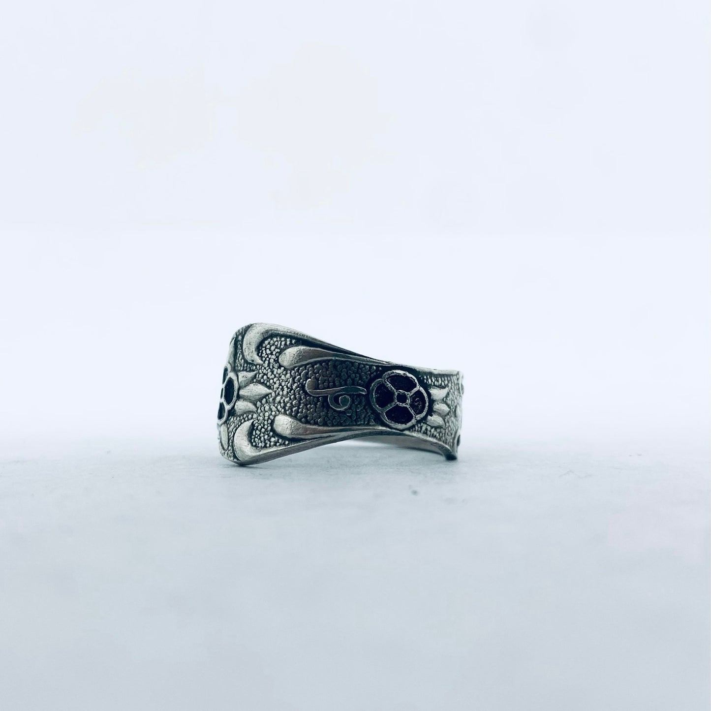 Anello Artigianale RUSSIA Mod. CLASSICO/SPIRALE Realizzato con Antica posata in Argento (Prima Metà del ’900)