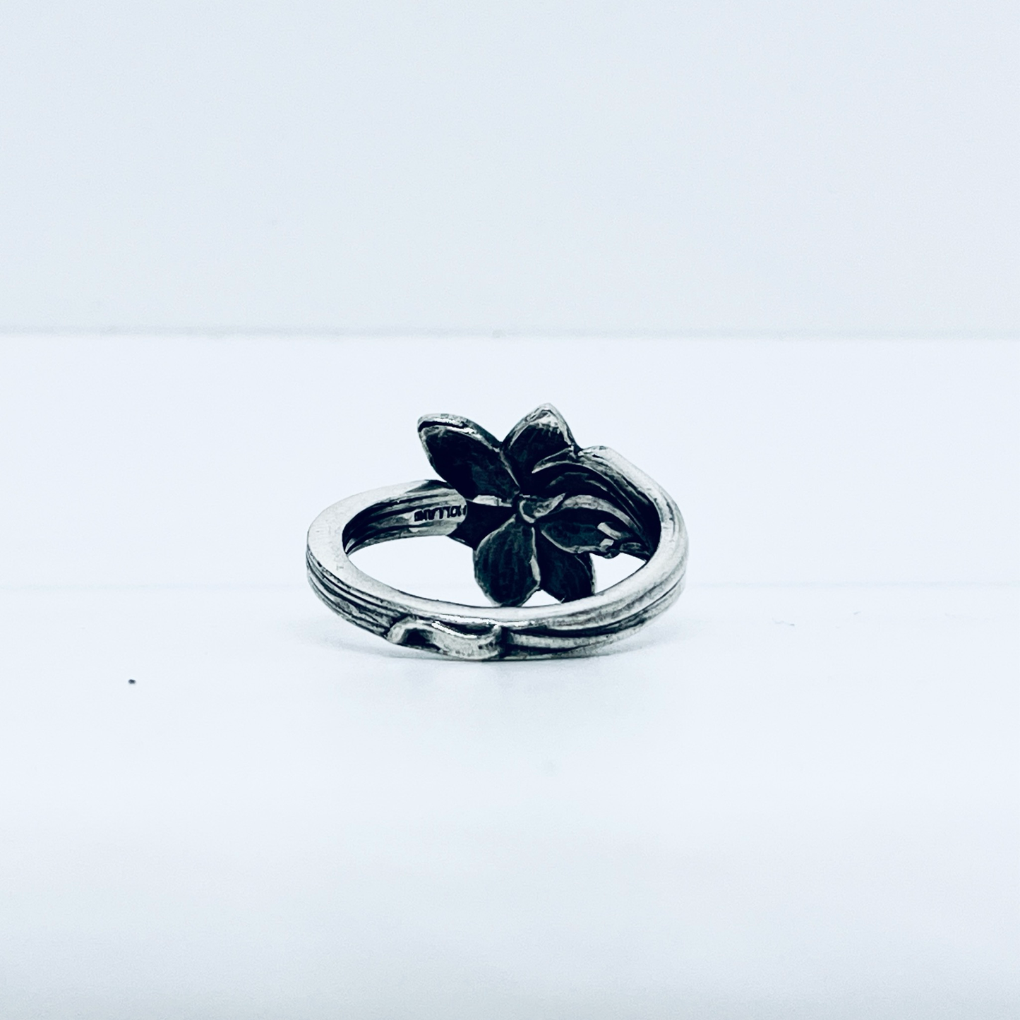 Anello Artigianale NARCISO Mod. CLASSICO Realizzato con Antica posata in Argento (Prima Metà del ’900)