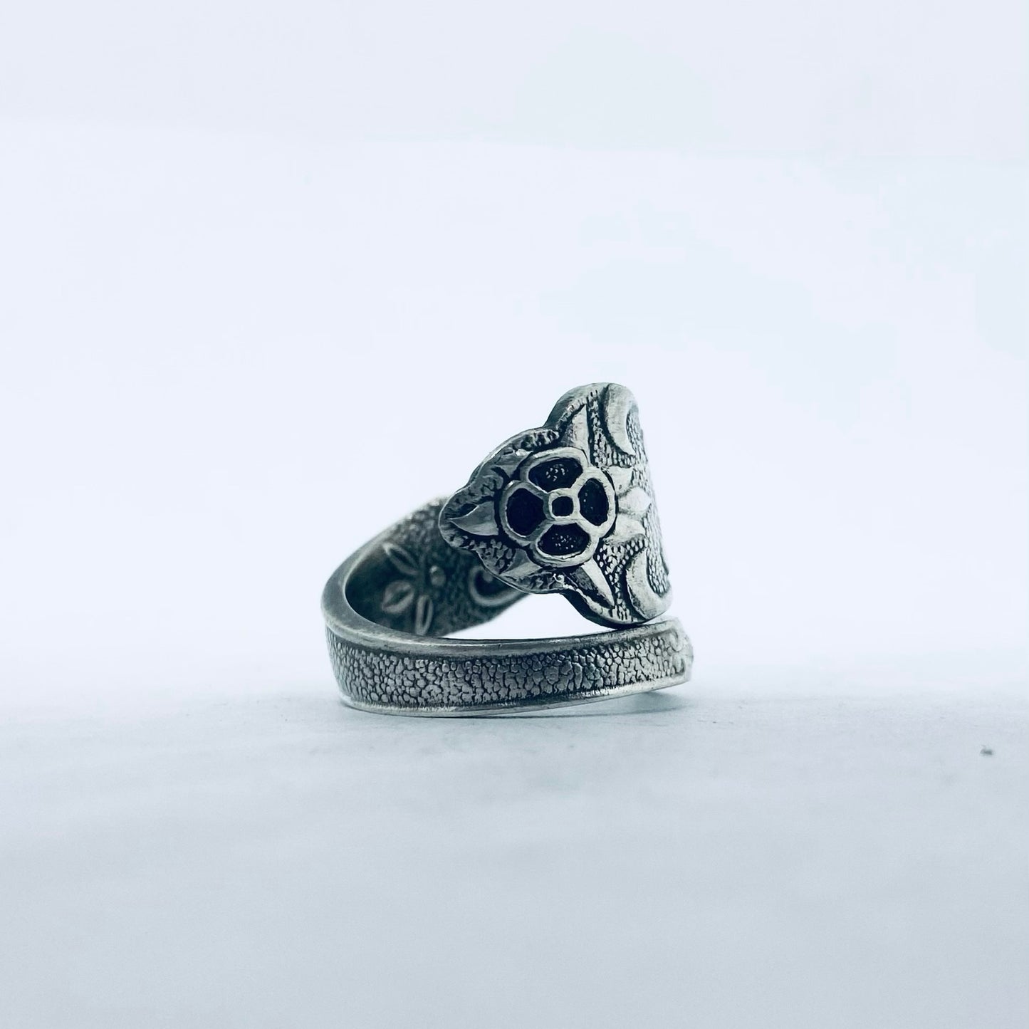 Anello Artigianale RUSSIA Mod. CLASSICO/SPIRALE Realizzato con Antica posata in Argento (Prima Metà del ’900)