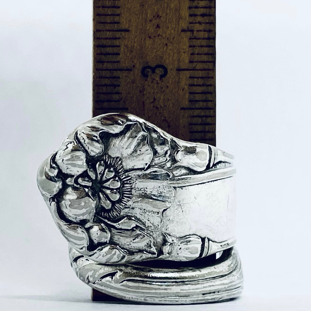 Anello Artigianale Mod. SPIRALE Realizzato con Antica posata in Argento (Prima Metà del ’900)
