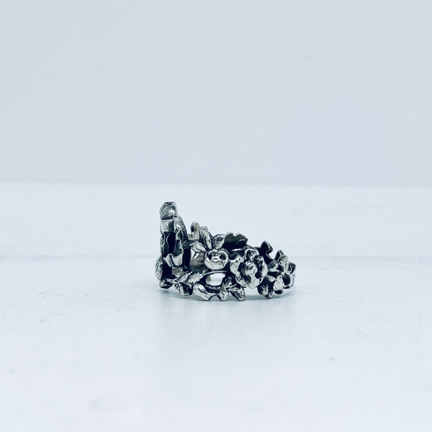 Anello Artigianale FIOCCO Mod. SPILLA Realizzato con Antica spilla in Argento (Prima Metà del ’900)