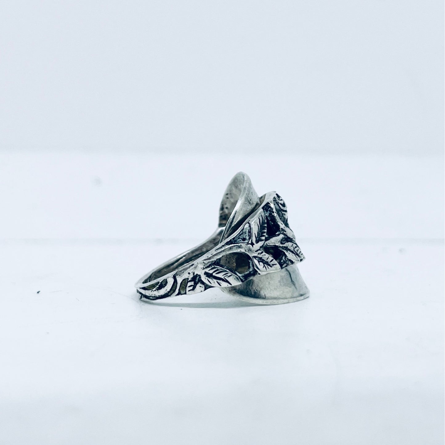 Anello Artigianale ROSA Mod. INTERO Realizzato con intero Antico Cucchiaino in Argento (Prima Metà del ’900)