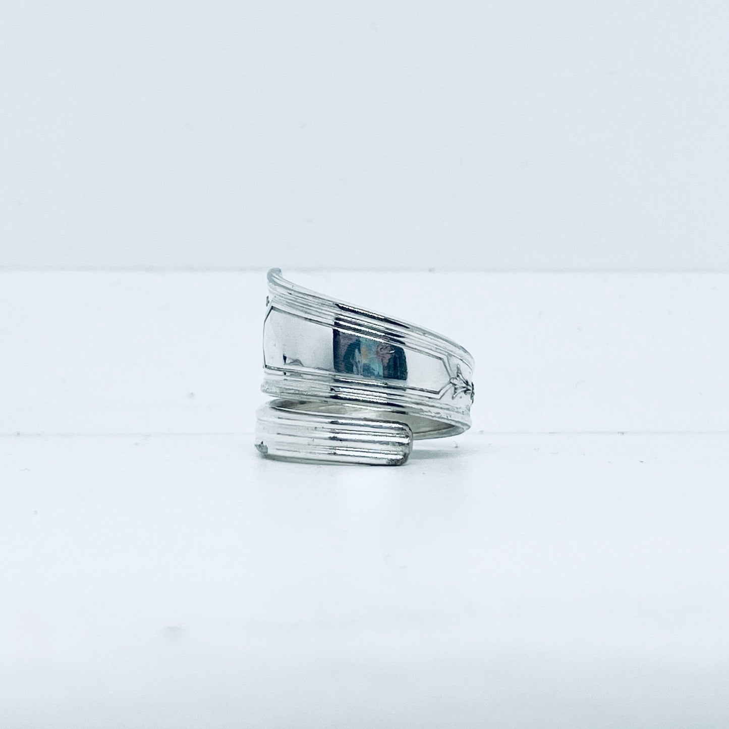 Anello Artigianale Mod. SPIRALE Realizzato con Antica posata in Argento (Prima Metà del ’900)