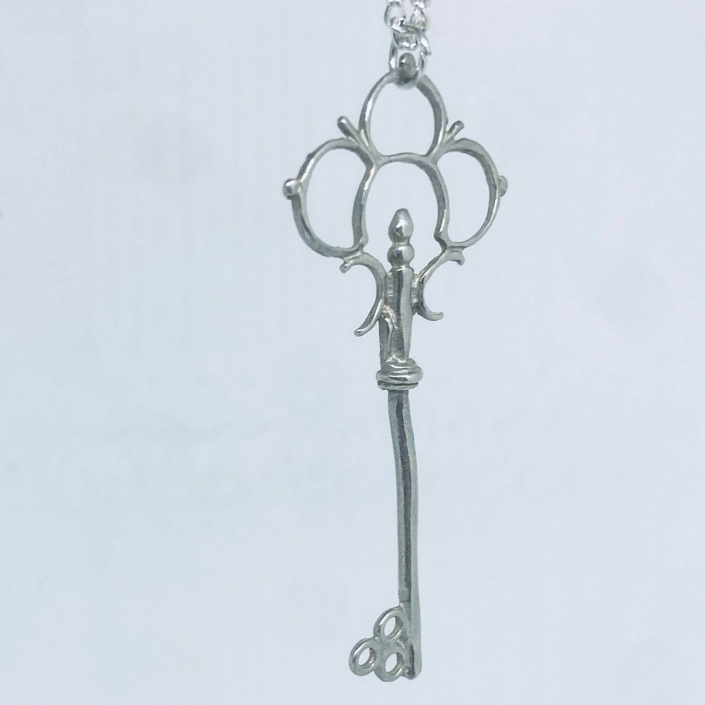 Pendente Artigianale Mod. CHIAVE Realizzato con Antica Chiave in Argento (Prima Metà del ’900)