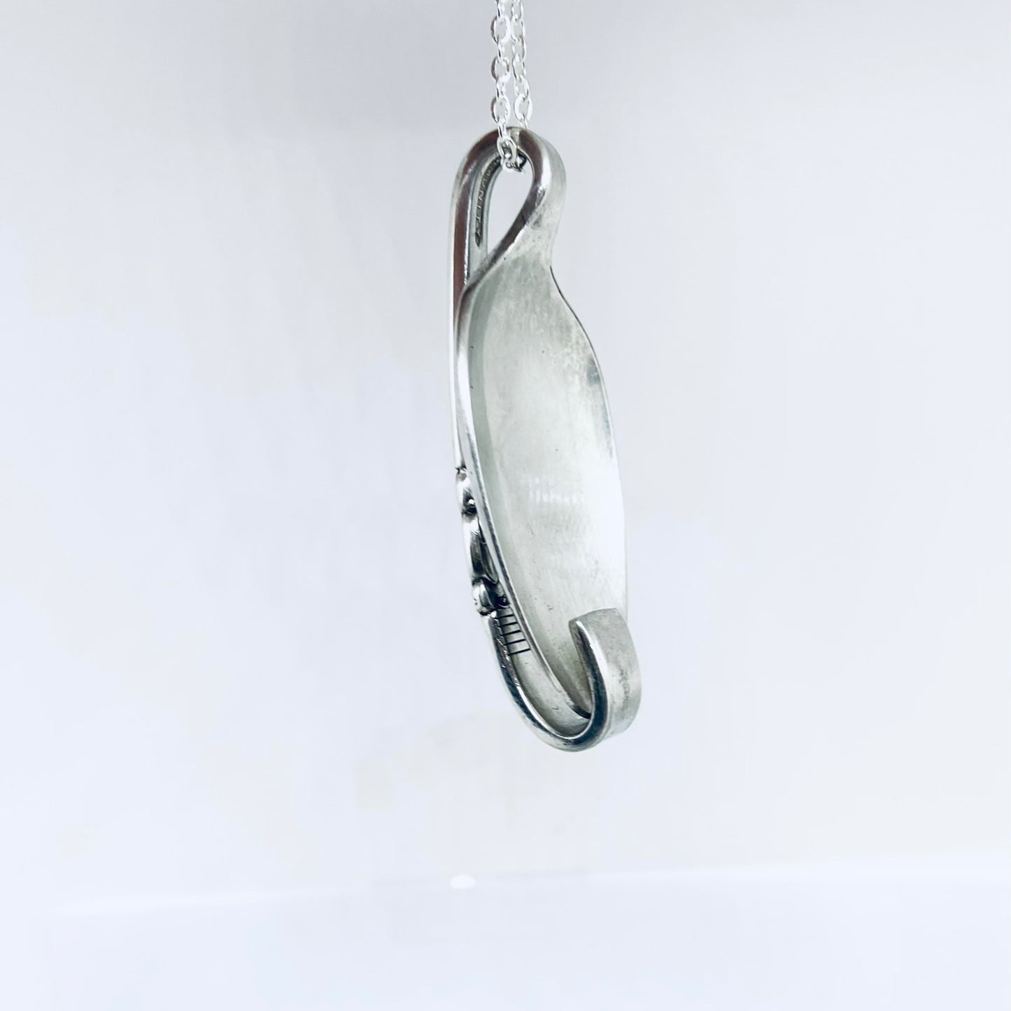 Pendente Artigianale Mod. INTERO Realizzato con Antica Posata in Argento (Prima Metà del ’900)