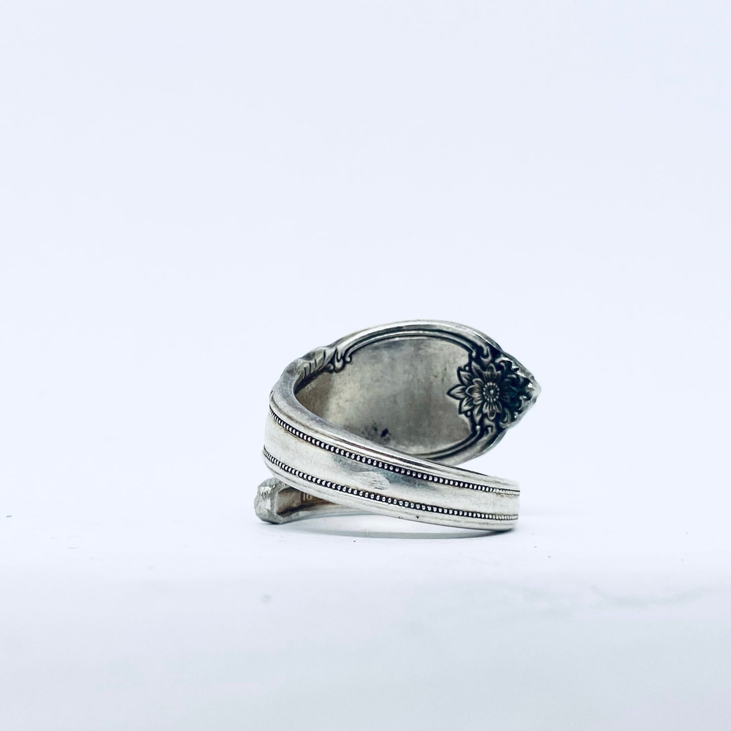 Anello Artigianale Mod. CLASSICO/SPIRALE Realizzato con Antica posata in Argento (Prima Metà del ’900)