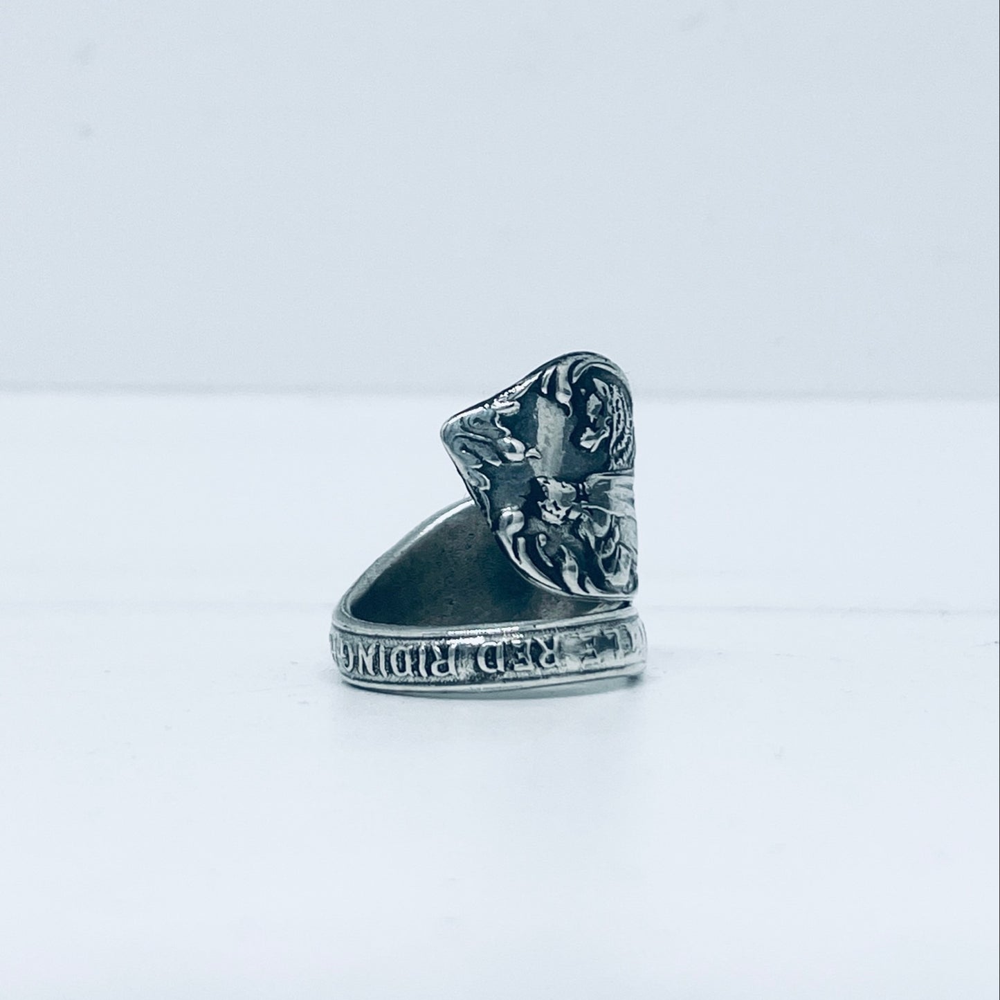 Anello Artigianale CAPPUCCETTO ROSSO Mod. SPIRALE Realizzato con Antica posata in Argento (Prima Metà del ’900)