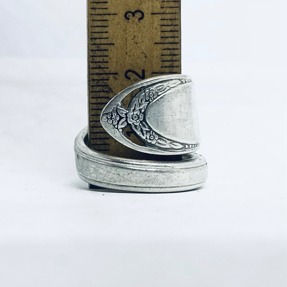 Anello Artigianale Mod. SPIRALE Realizzato con Antica posata in Argento (Prima Metà del ’900)
