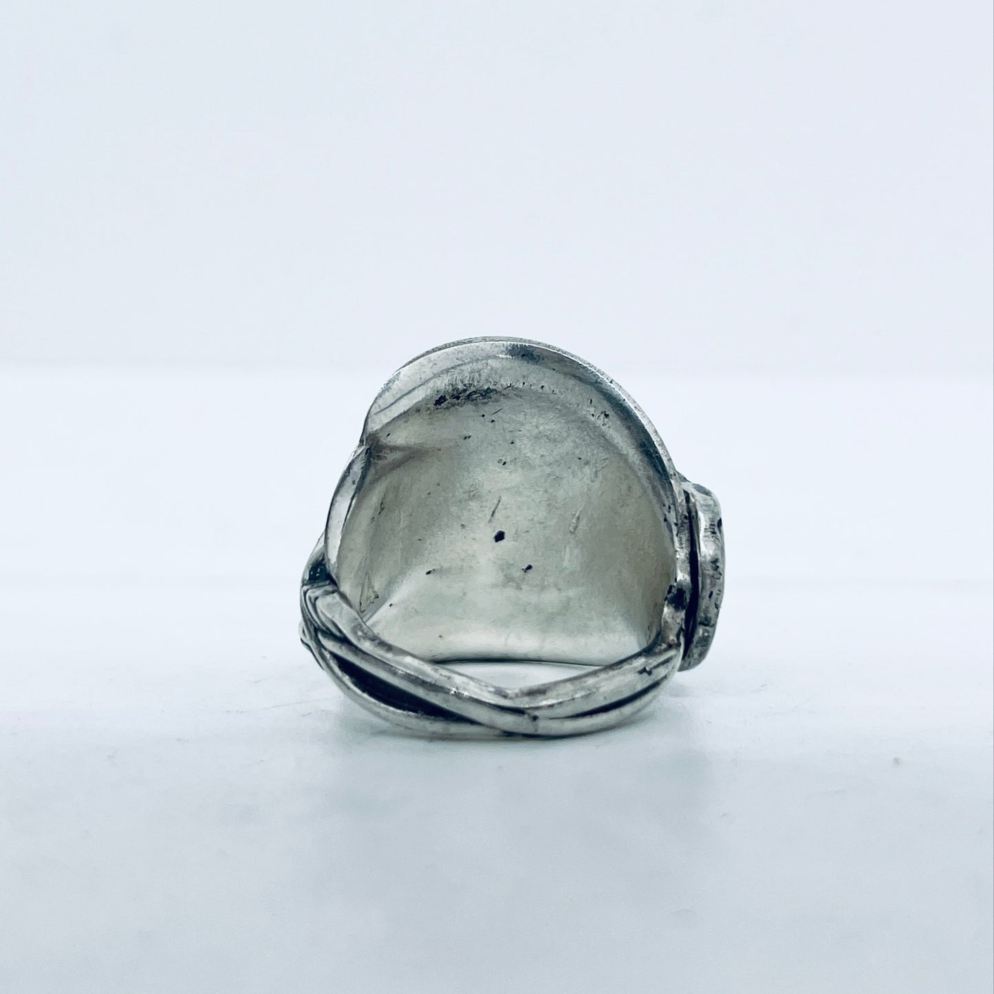 Anello Artigianale ROSE TRAFORATE Mod. INTERO Realizzato con intero Antico Cucchiaino in Argento (Prima Metà del ’900)