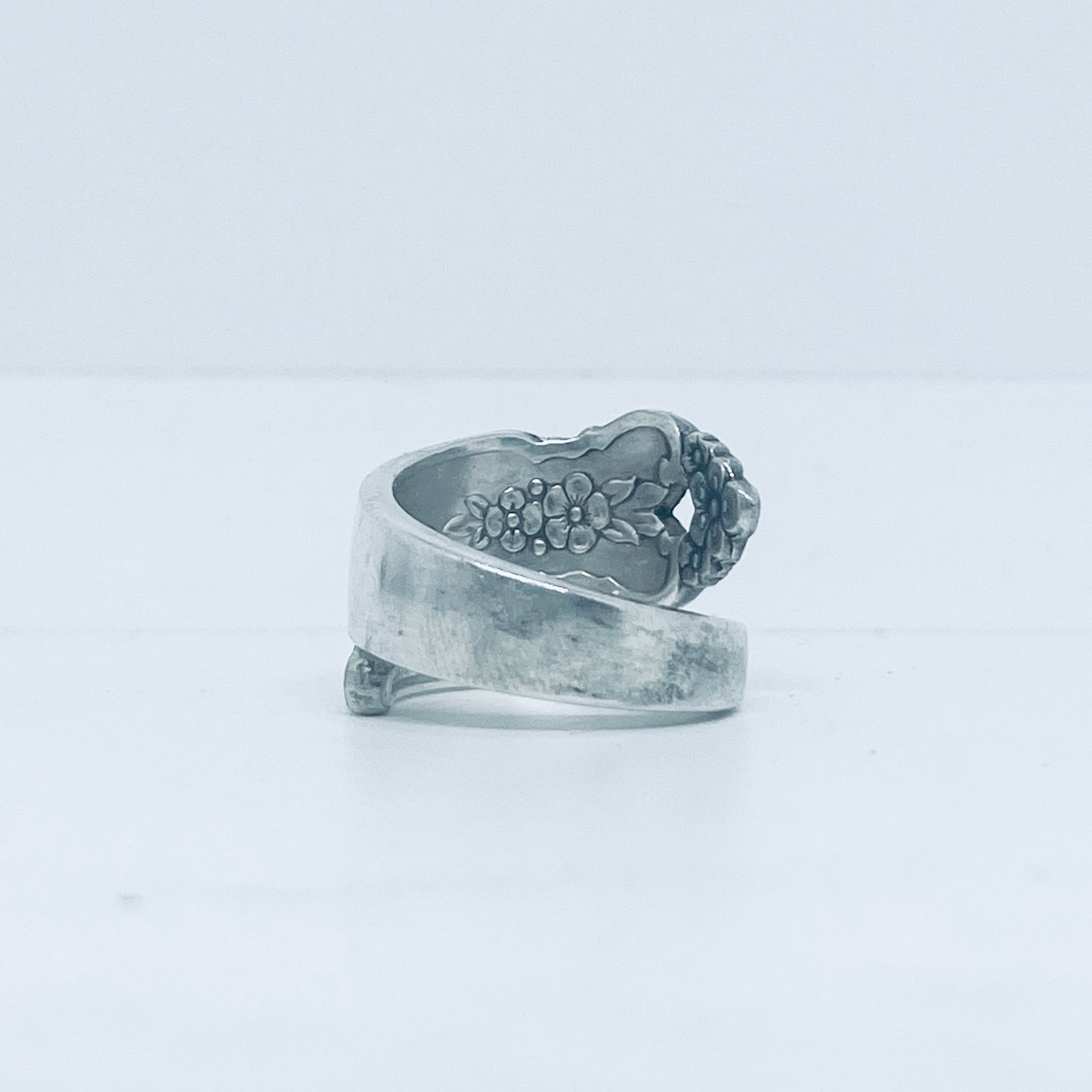 Anello Artigianale Mod. SPIRALE Realizzato con Antica posata in Argento (Prima Metà del ’900)