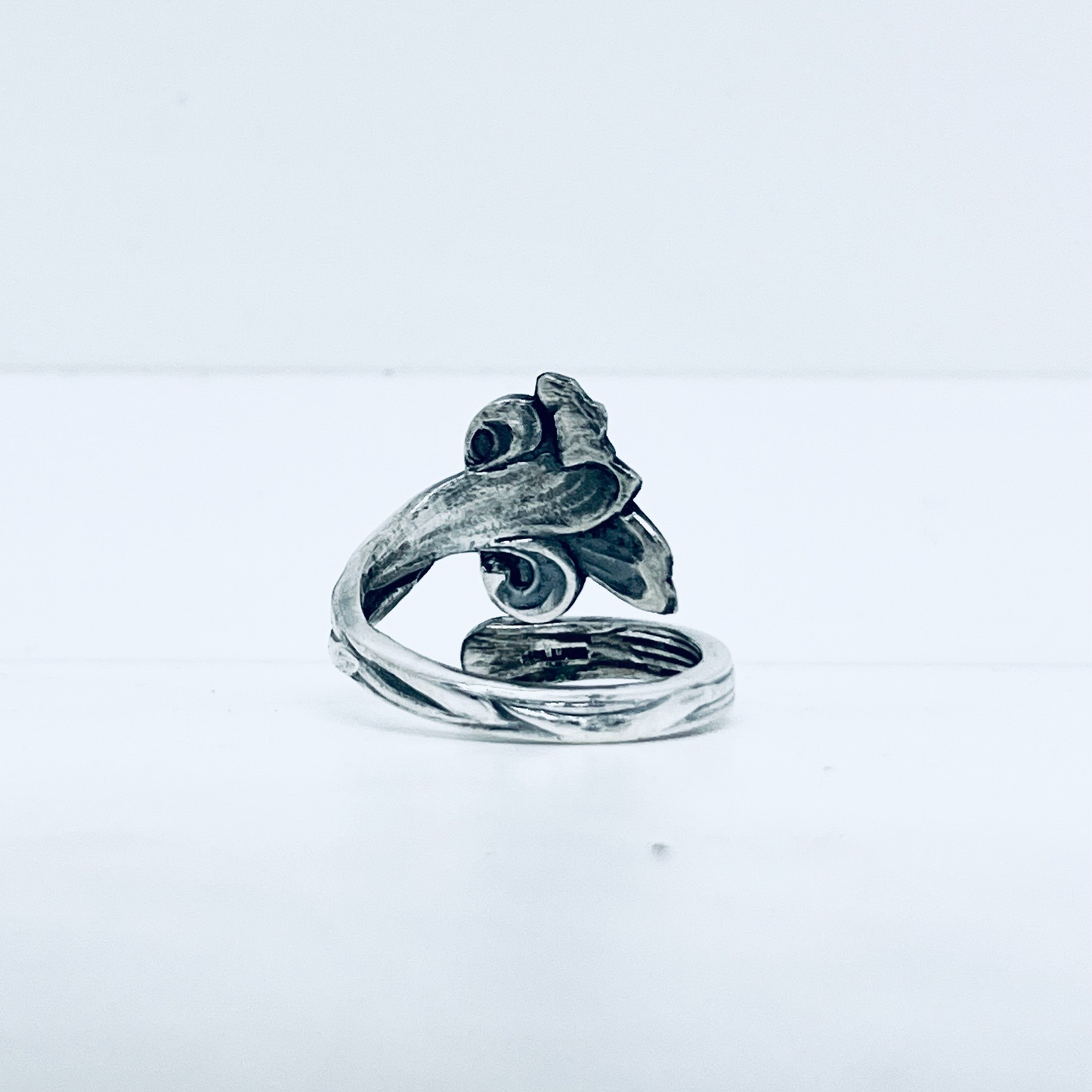Anello Artigianale GIGLIO Mod. SPIRALE Realizzato con Antica posata in Argento (Prima Metà del ’900)