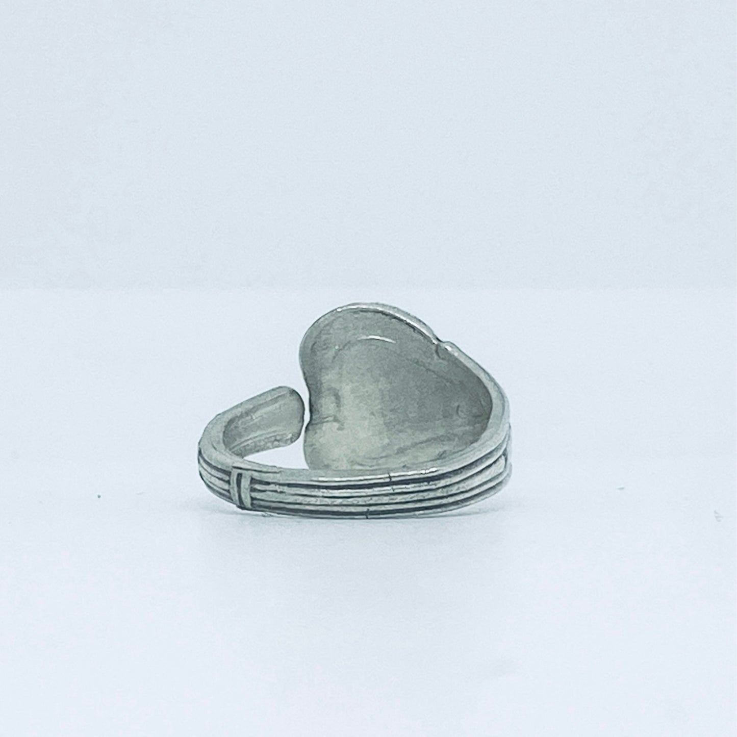 Anello Artigianale SCARABEO Mod. CLASSICO/SPIRALE Realizzato con Antica posata in Argento (Prima Metà del ’900)