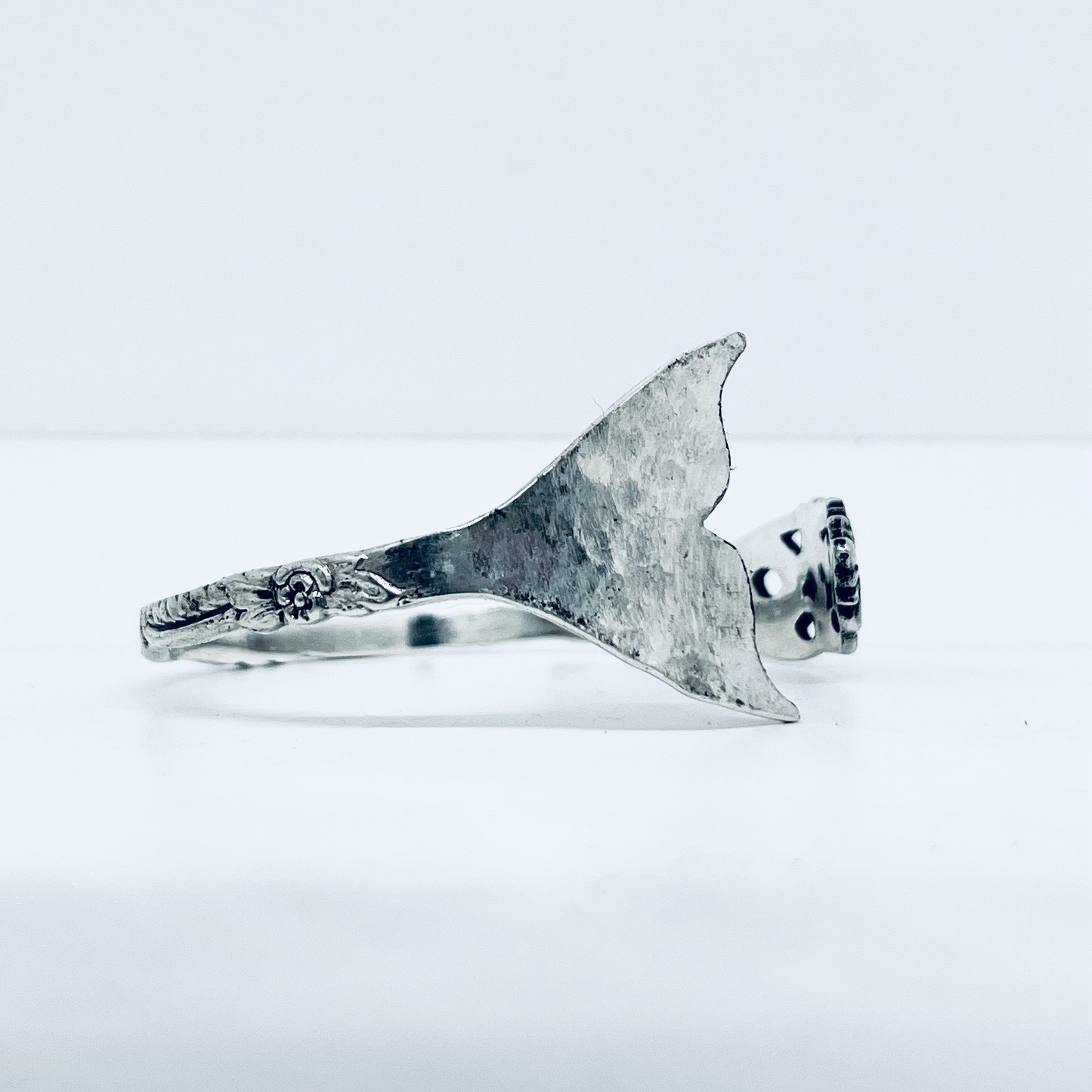 Bracciale Artigianale CODA Mod. TRAFORATO Realizzato con Antica posata in Argento (Prima Metà del ’900)