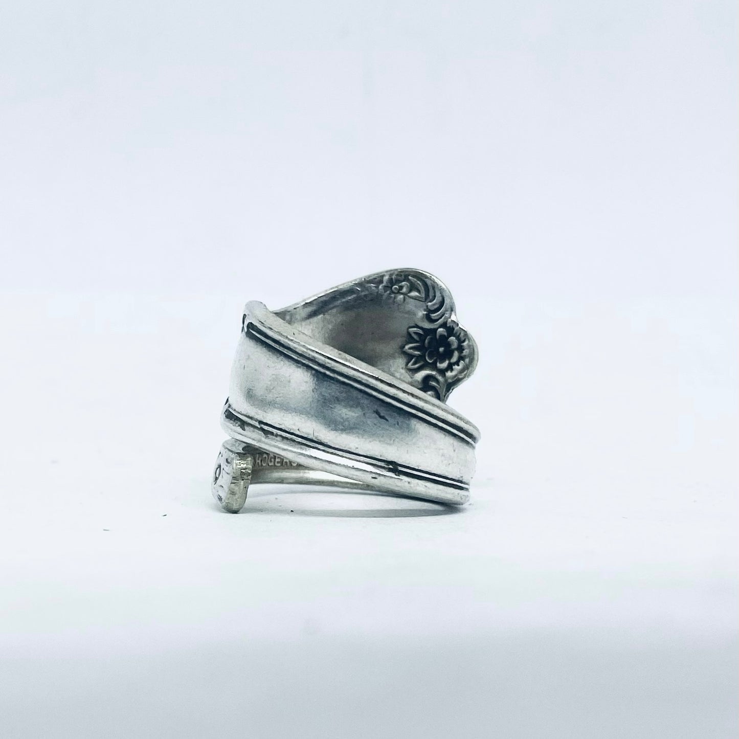 Anello Artigianale Mod. SPIRALE Realizzato con Antica posata in Argento (Prima Metà del ’900)