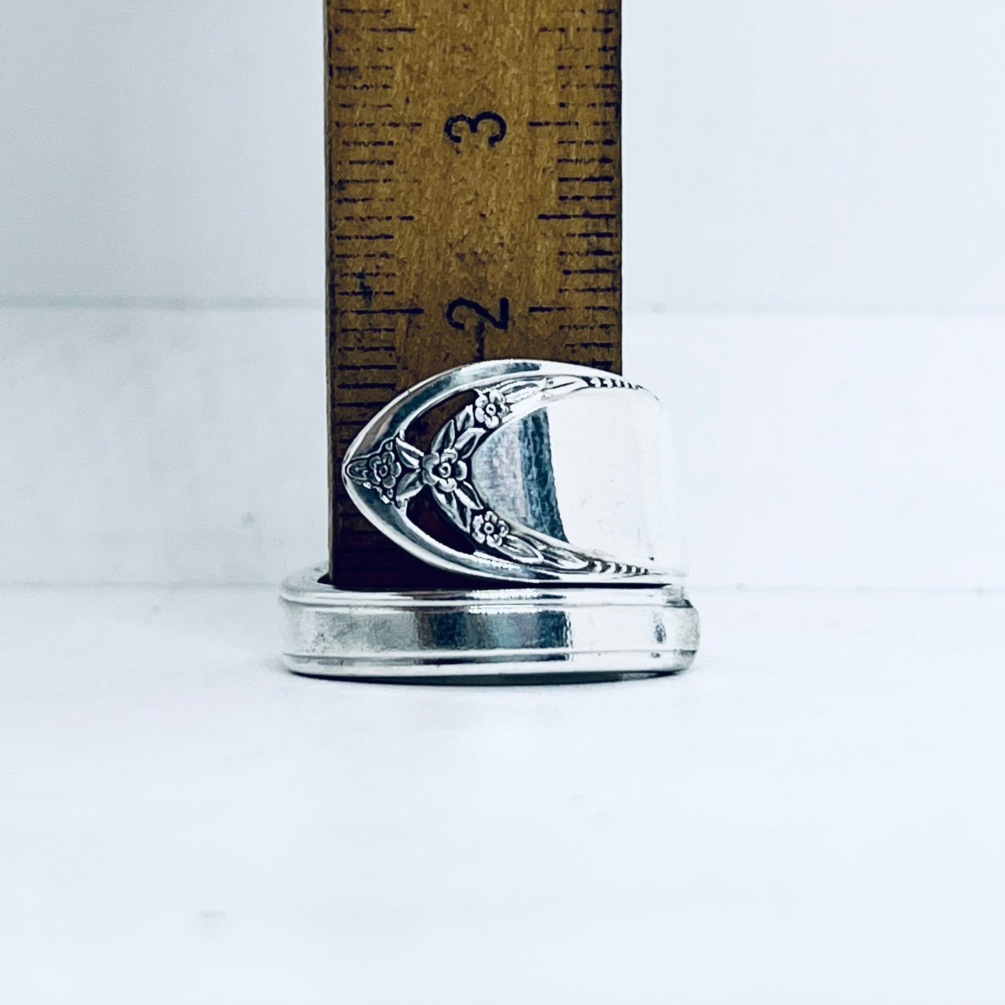 Anello Artigianale Mod. SPIRALE Realizzato con Antica posata in Argento (Prima Metà del ’900)