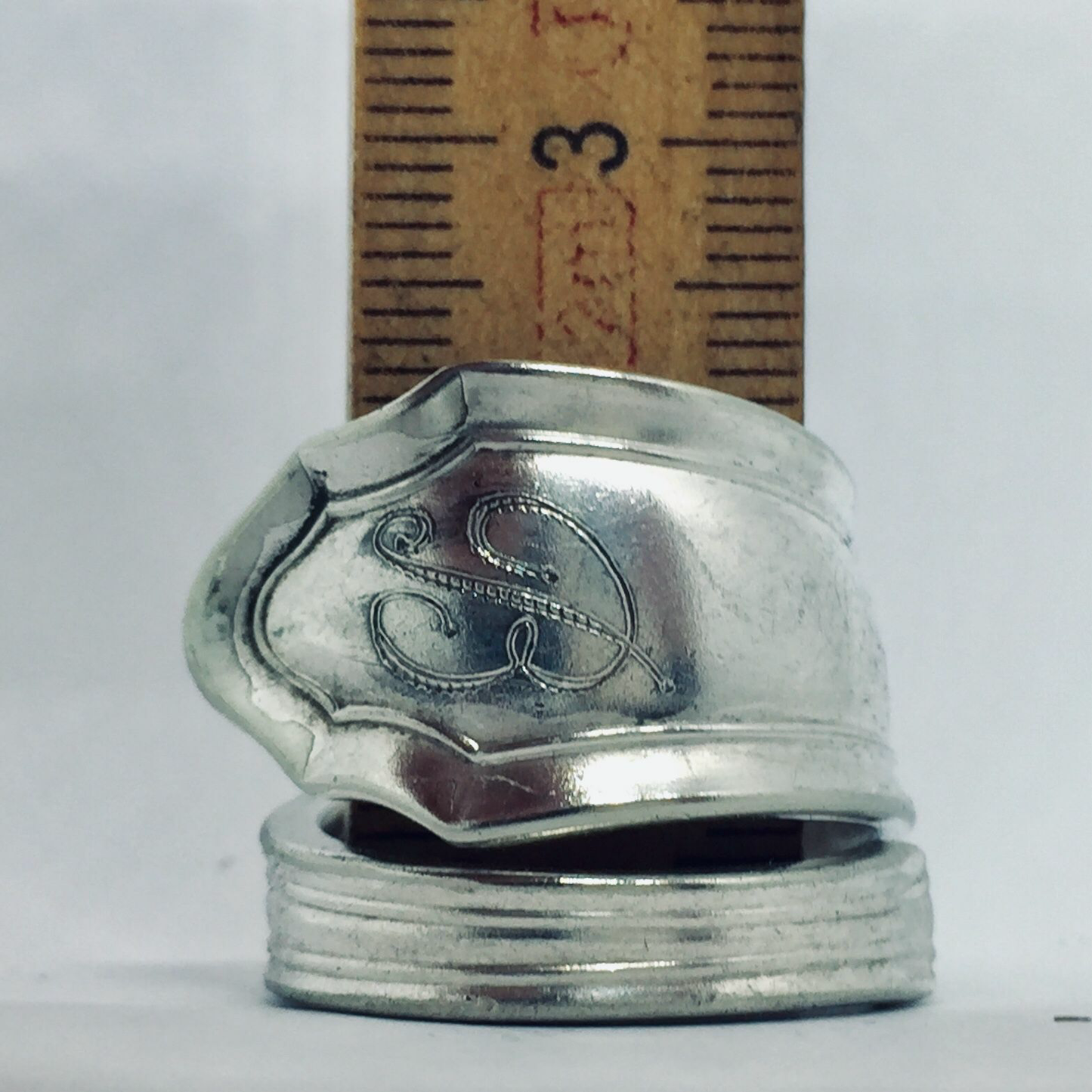 Anello Artigianale INIZIALE B Realizzato con Antica posata in Argento (Prima Metà del '900)