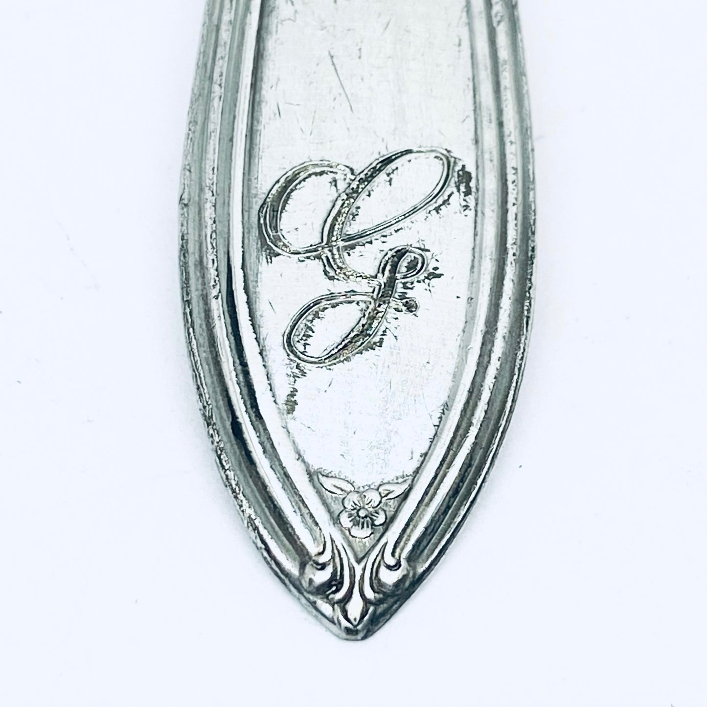 Anello Artigianale con Iniziale G