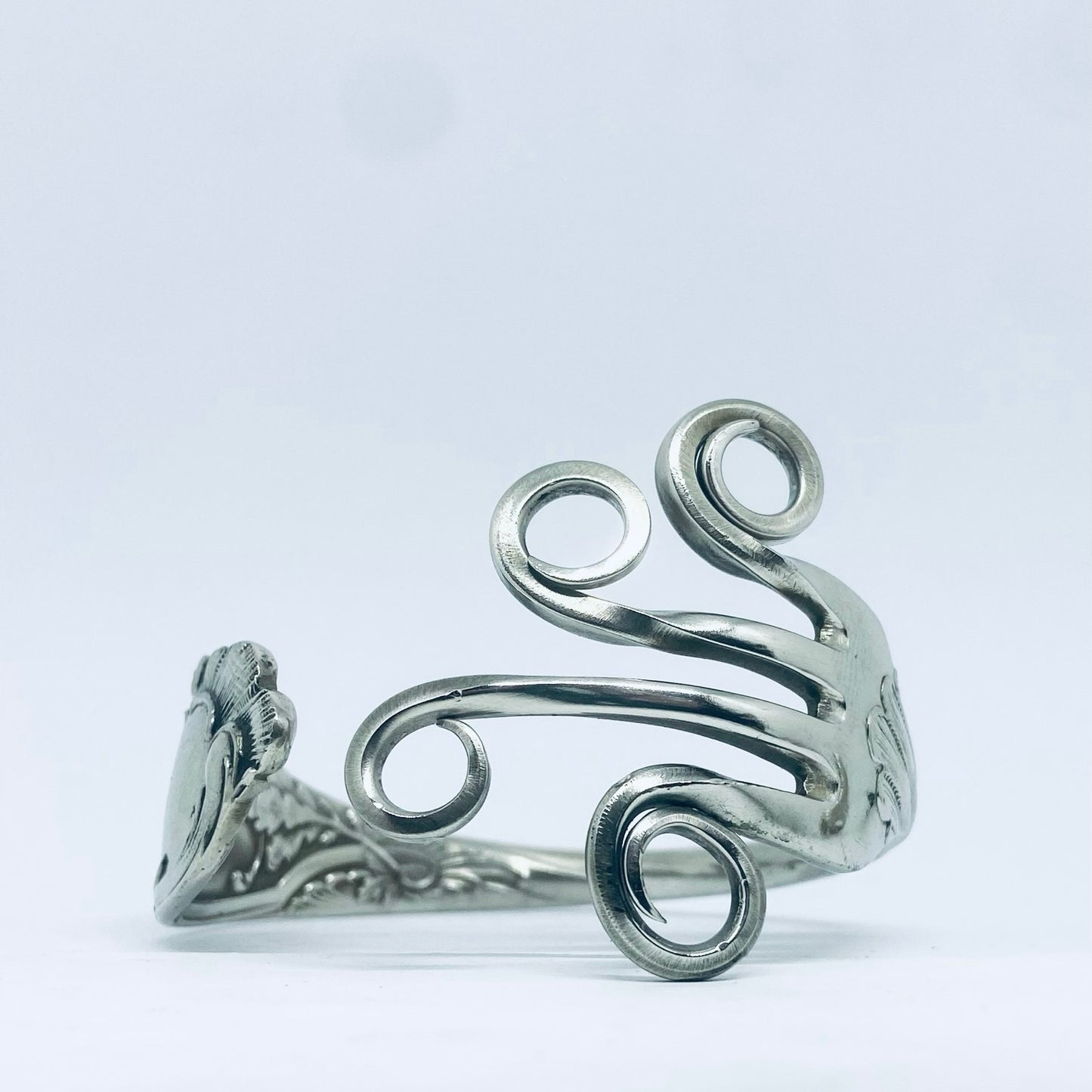 Bracciale Artigianale Mod. FORCHETTA Realizzato con Antica posata in ALPACCA (Prima Metà del ’900)