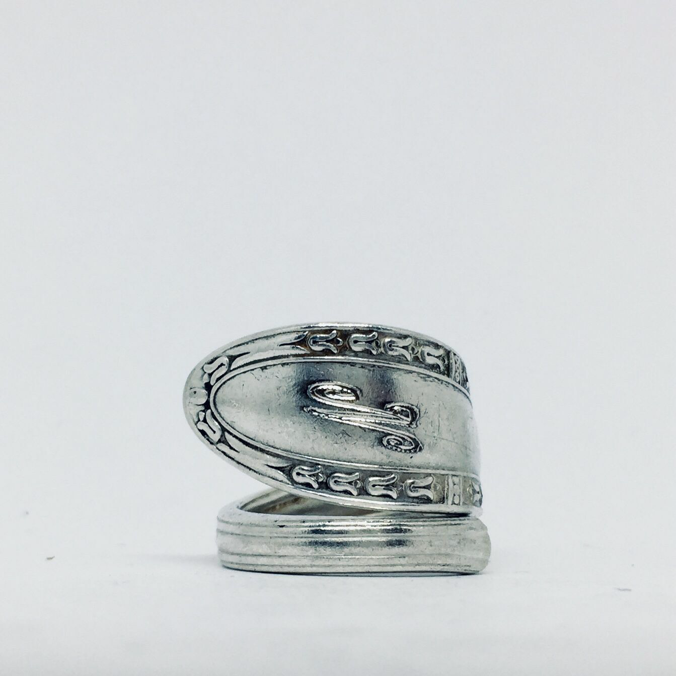 Anello Artigianale con Iniziale N