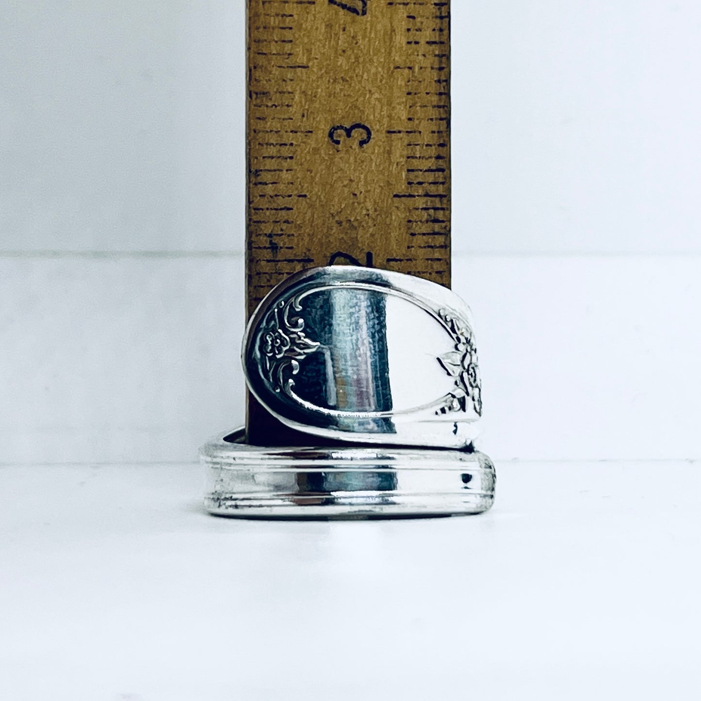 Anello Artigianale Mod. SPIRALE Realizzato con Antica posata in Argento (Prima Metà del ’900)