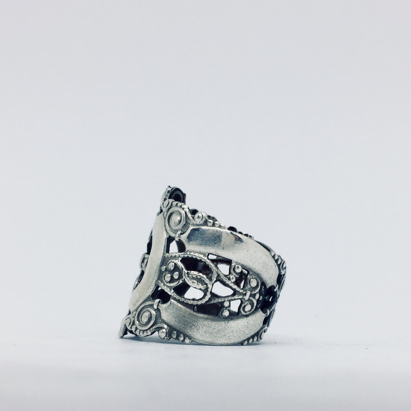 Anello Artigianale “BOCCHETTA SERRATURA SARDA” Realizzato con bocchetta serratura in Argento (Prima Metà del ’900)