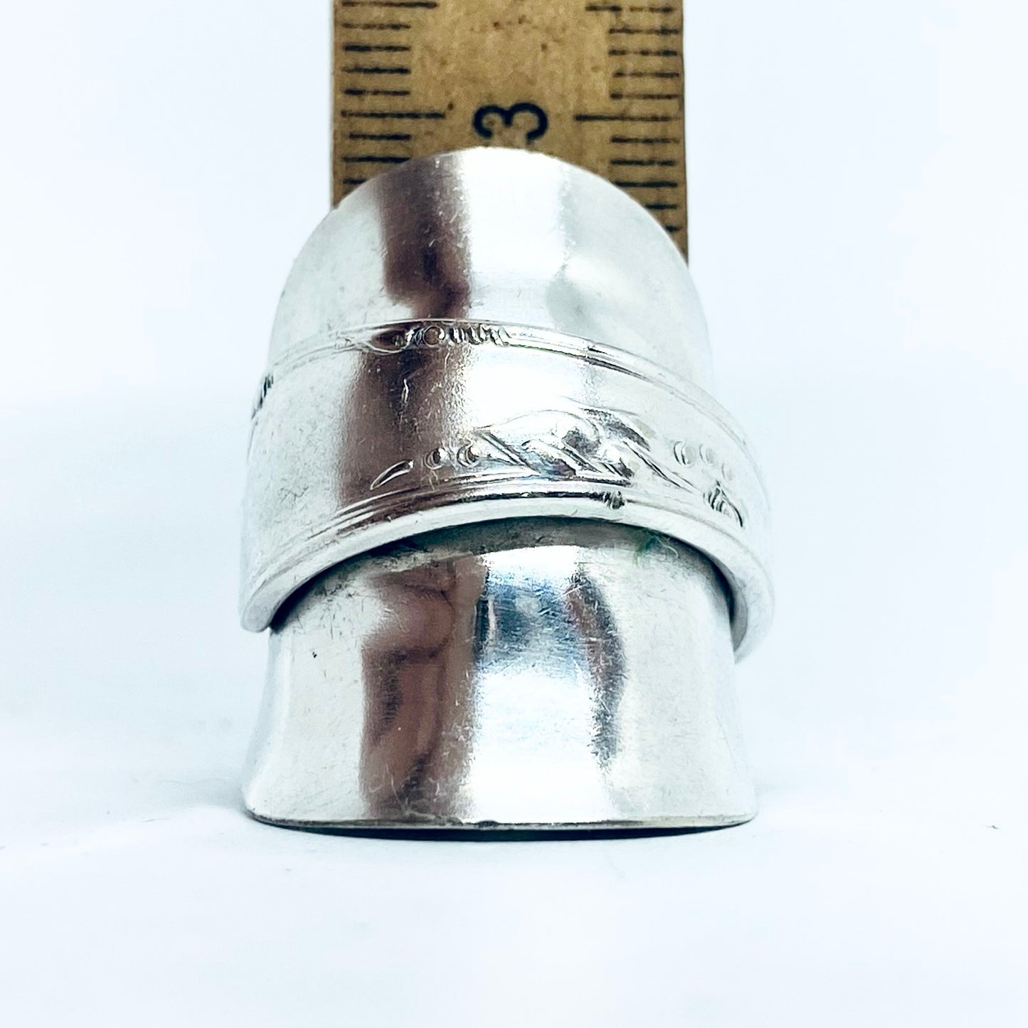 Anello Artigianale PAPPA Mod. INTERO Realizzato con intero Antico Cucchiaino in Argento (Prima Metà del ’900)