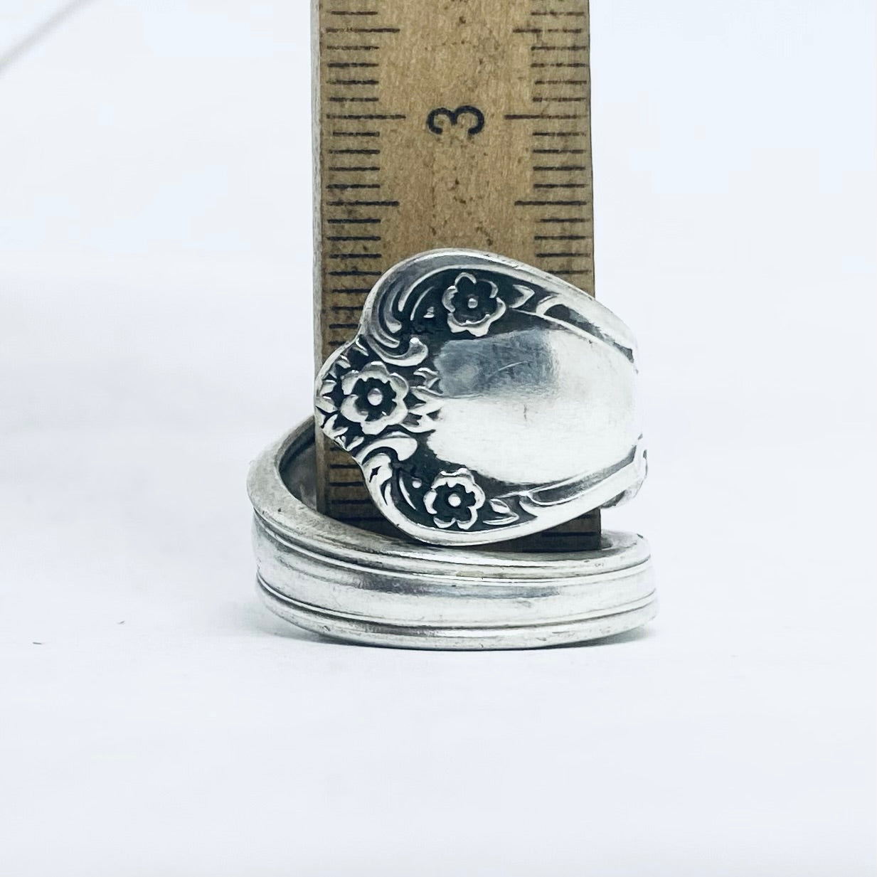 Anello Artigianale Mod. SPIRALE Realizzato con Antica posata in Argento (Prima Metà del ’900)