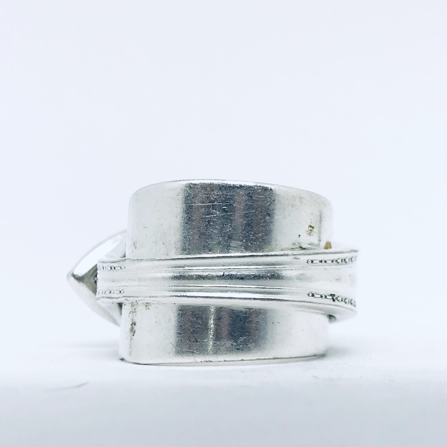 Anello Artigianale Mod. SPALMABURRO Realizzato con intero Antico Cucchiaino in Argento (Prima Metà del ’900)