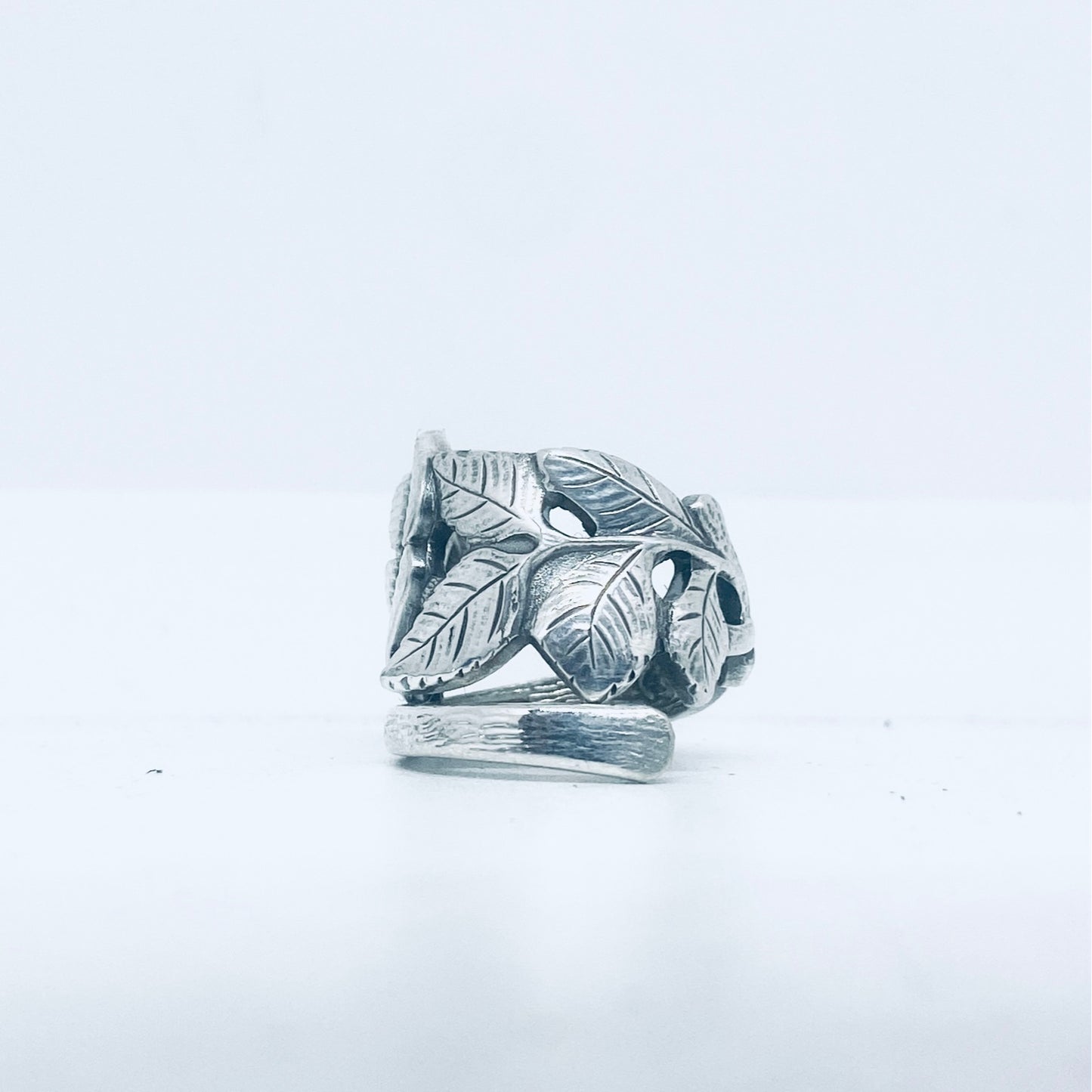 Anello Artigianale ROSA Mod. SPIRALE Realizzato con Antica posata in Argento (Prima Metà del ’900)