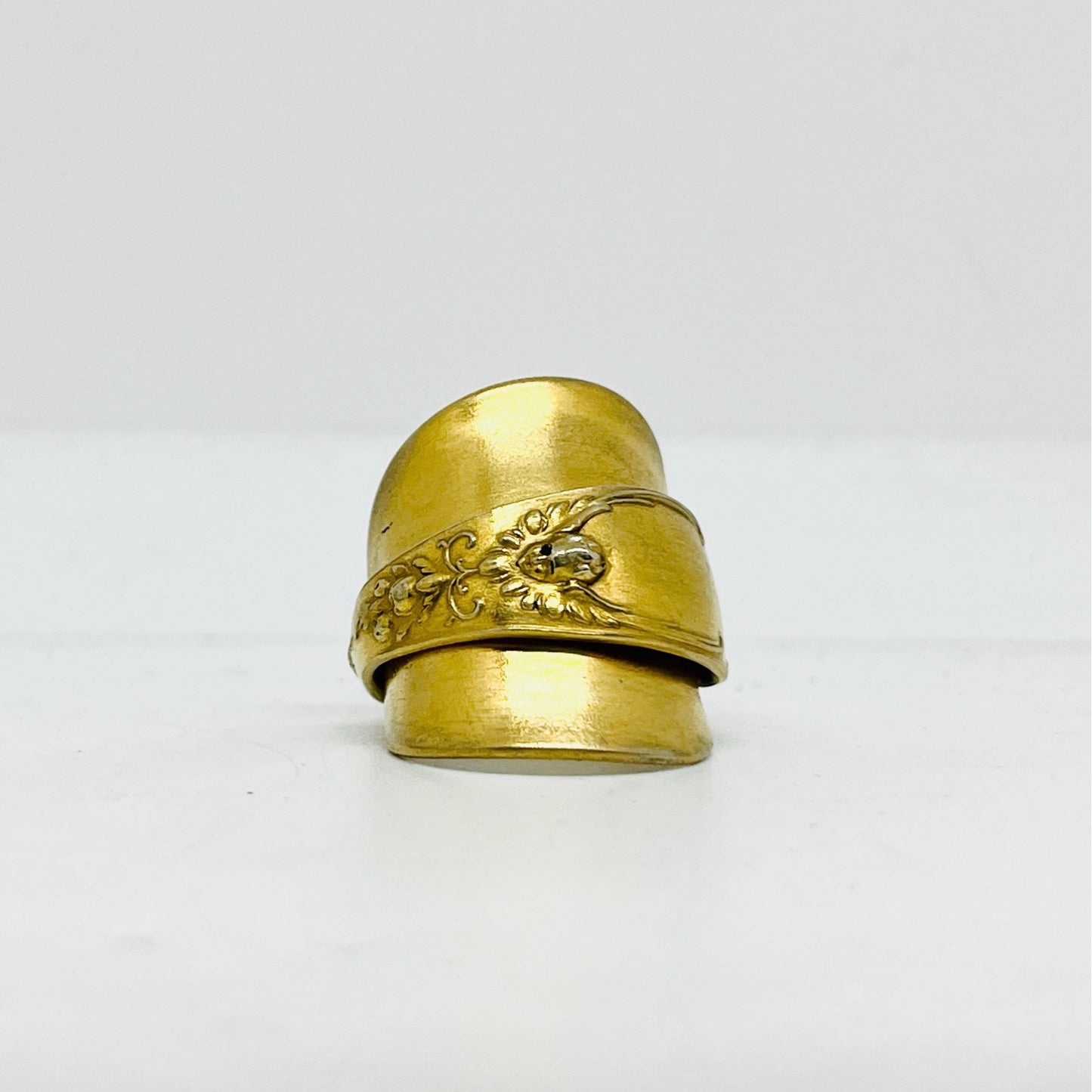Anello Artigianale ANGELO Mod. INTERO Realizzato con intero Antico Cucchiaino in Argento (Prima Metà del ’900)