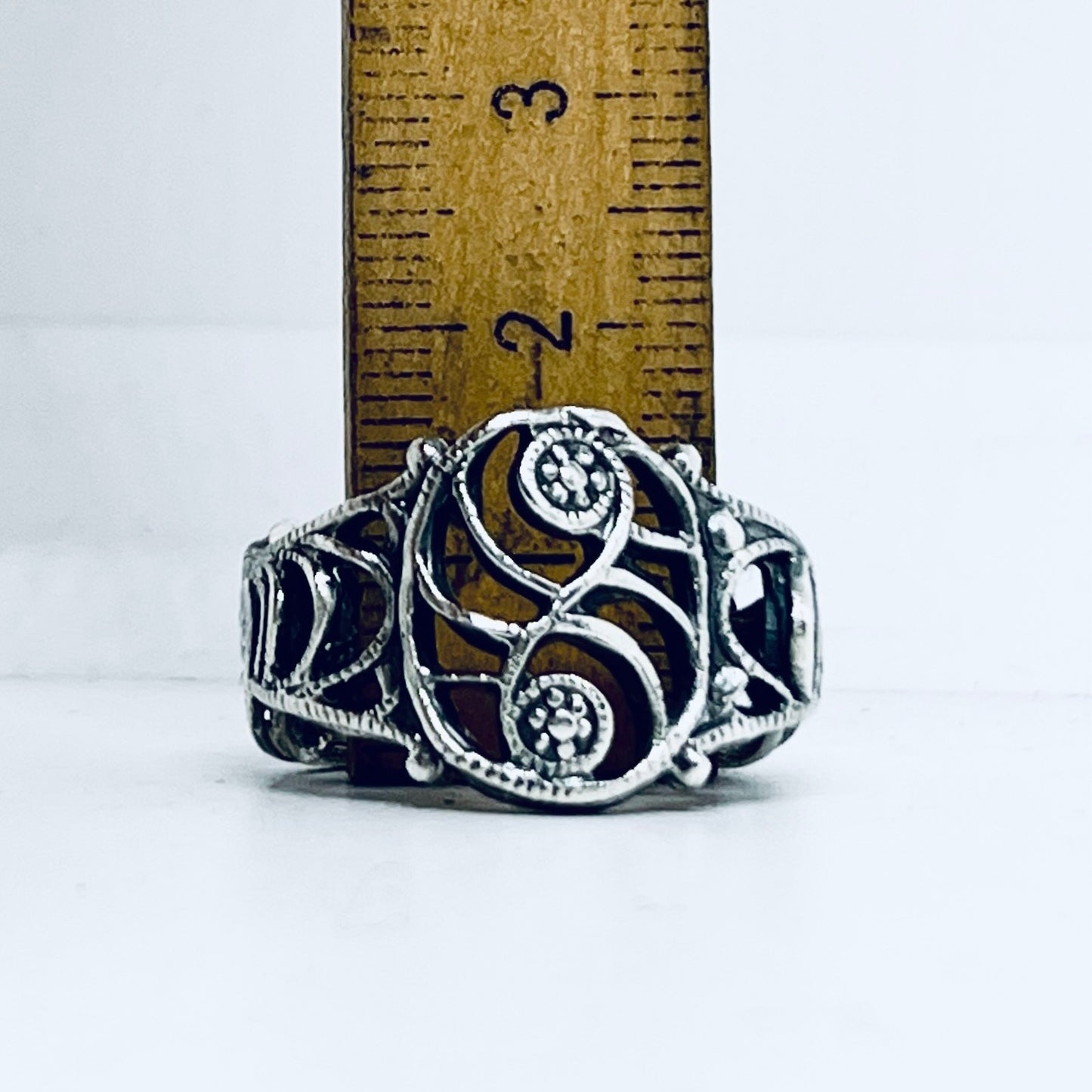 Anello Artigianale “BOCCHETTA SERRATURA TAO” Realizzato con bocchetta serratura in Argento (Prima Metà del ’900)