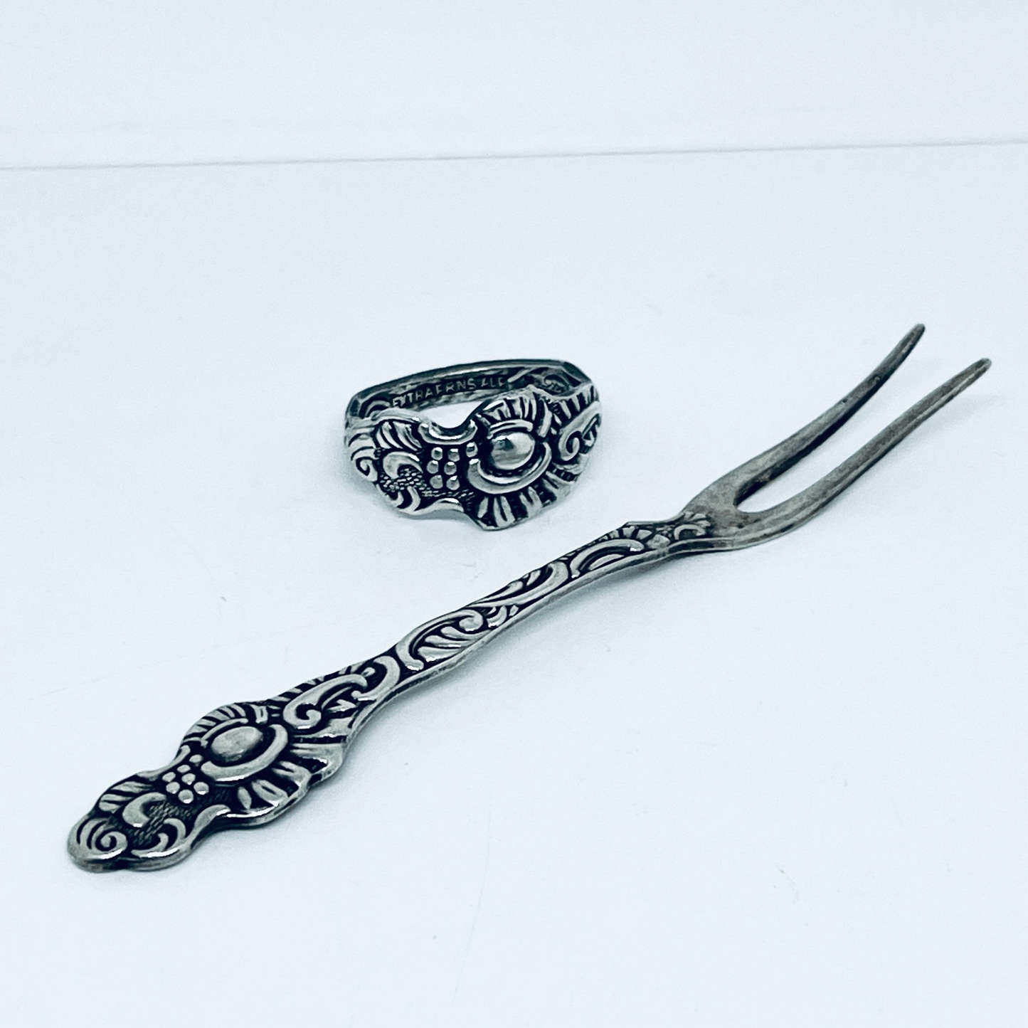 Anello Artigianale FORCHETTINA Mod. CLASSICO Realizzato con Antica posata in Argento (Prima Metà del ’900)