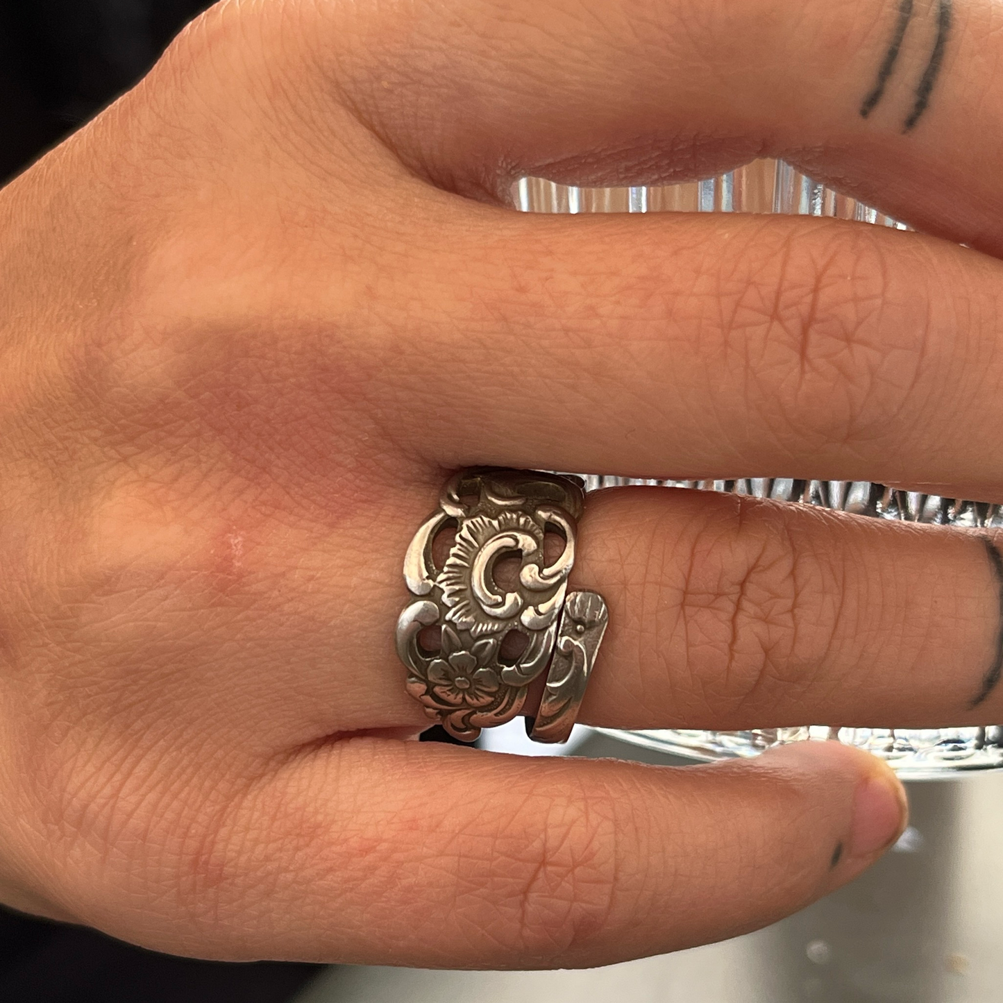 Anello Artigianale NONTISCORDARDIMÉ Mod. SPIRALE Realizzato con Antica posata in Argento (Prima Metà del ’900)