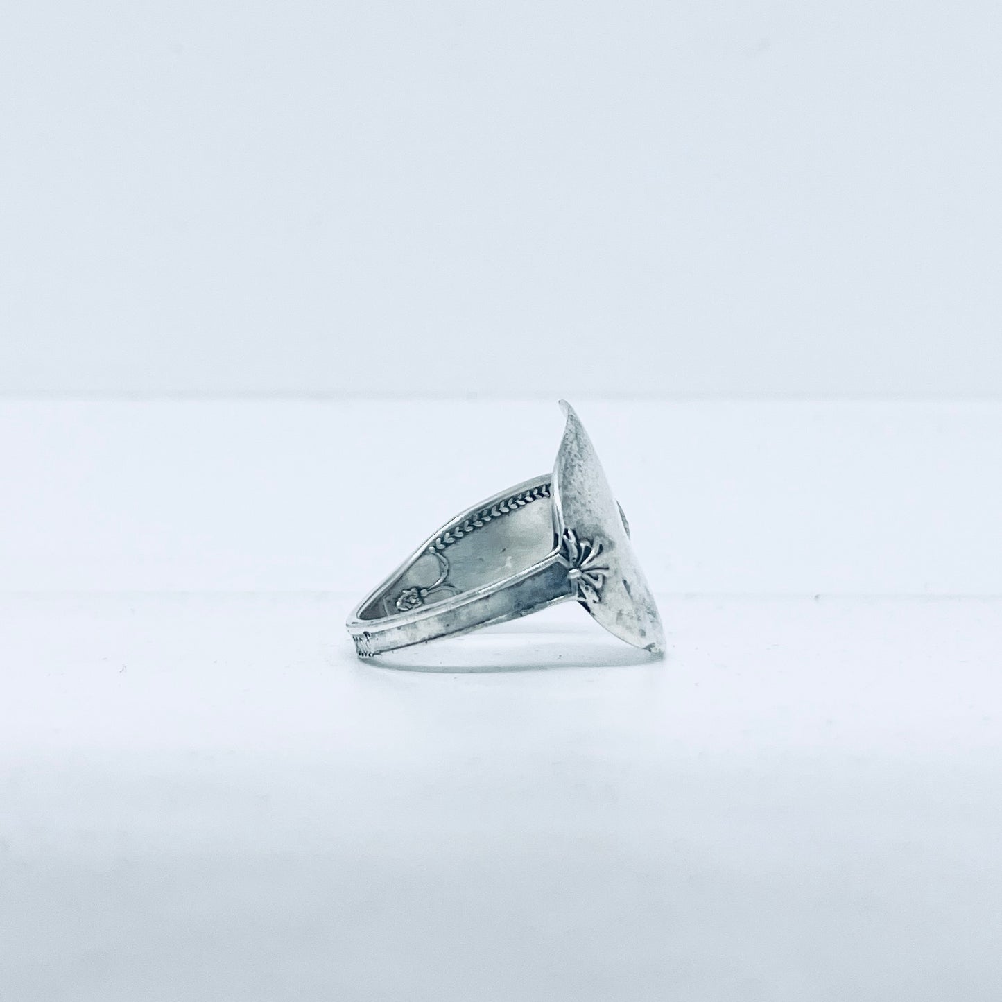 Anello Artigianale Mod. MINICODA#08 Realizzato con Antica posata in Argento (Prima Metà del ’900)