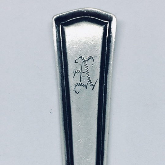 Anello Artigianale con Iniziale A